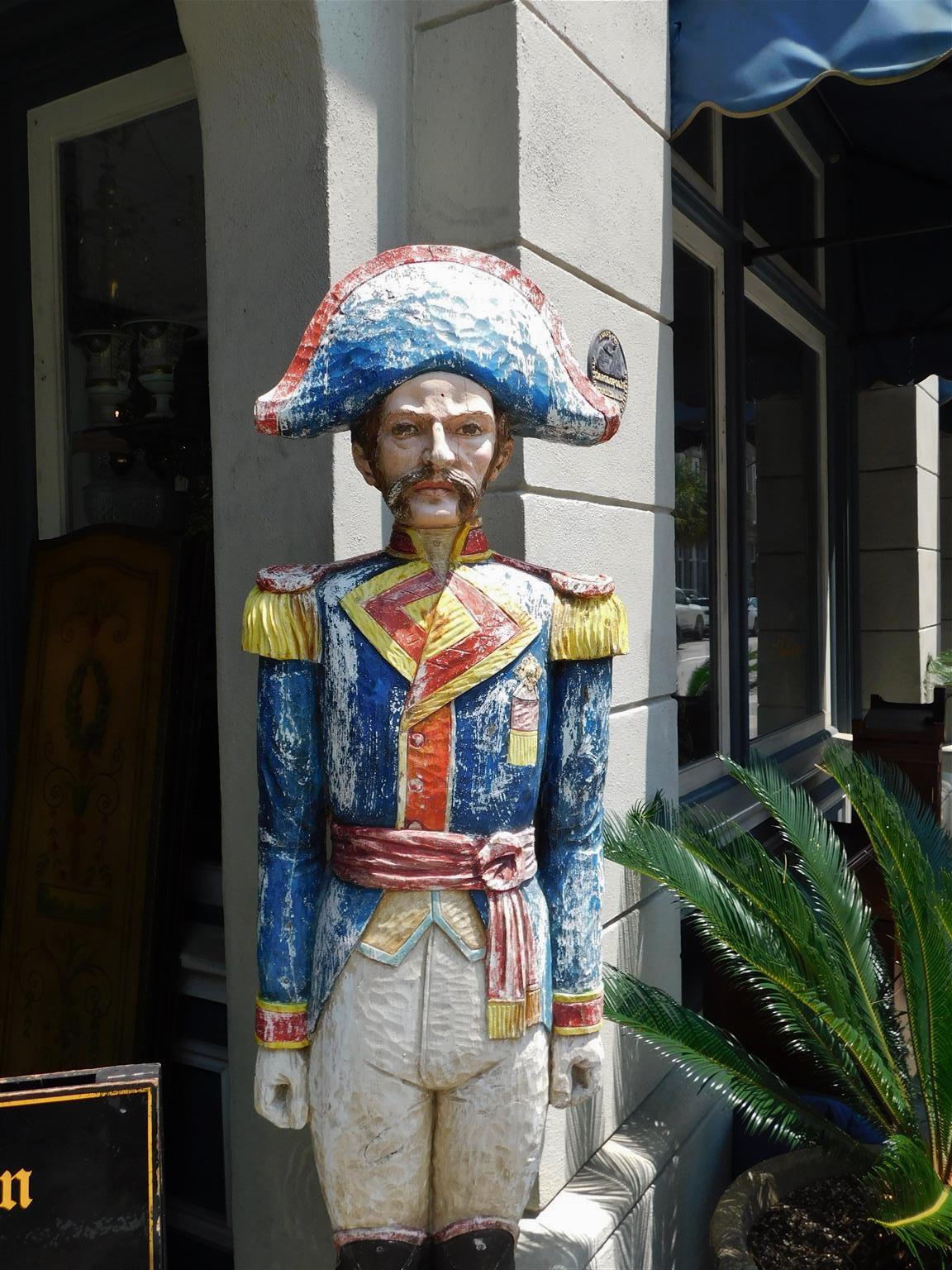Américain Statue américaine figurative en bois peint et sculpté du général Santa Anna, vers 1840 en vente