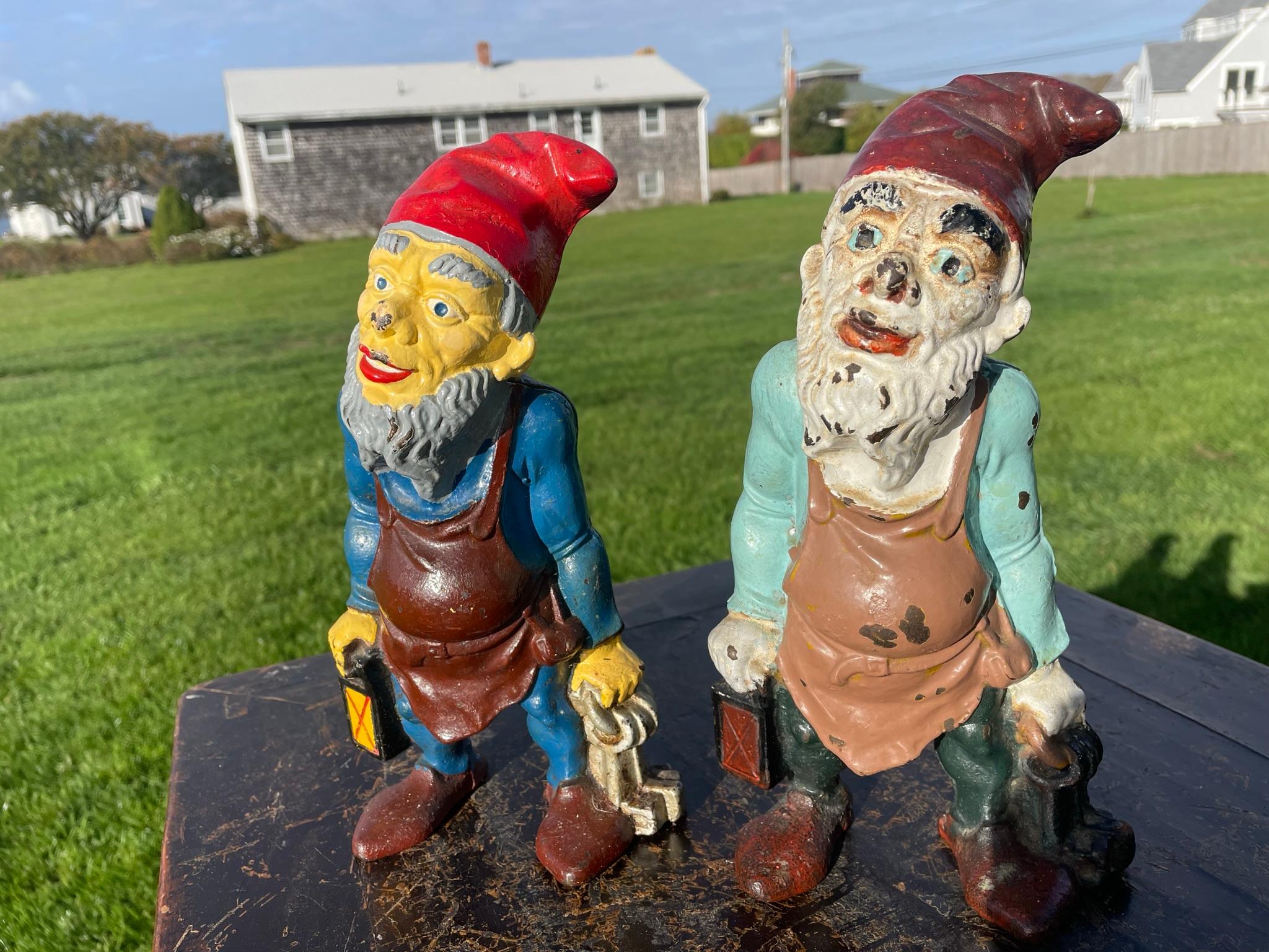 Américain Paire de Gnomes de jardin américains de bonne chance - Gardiens de jardin - Porte-clés en vente