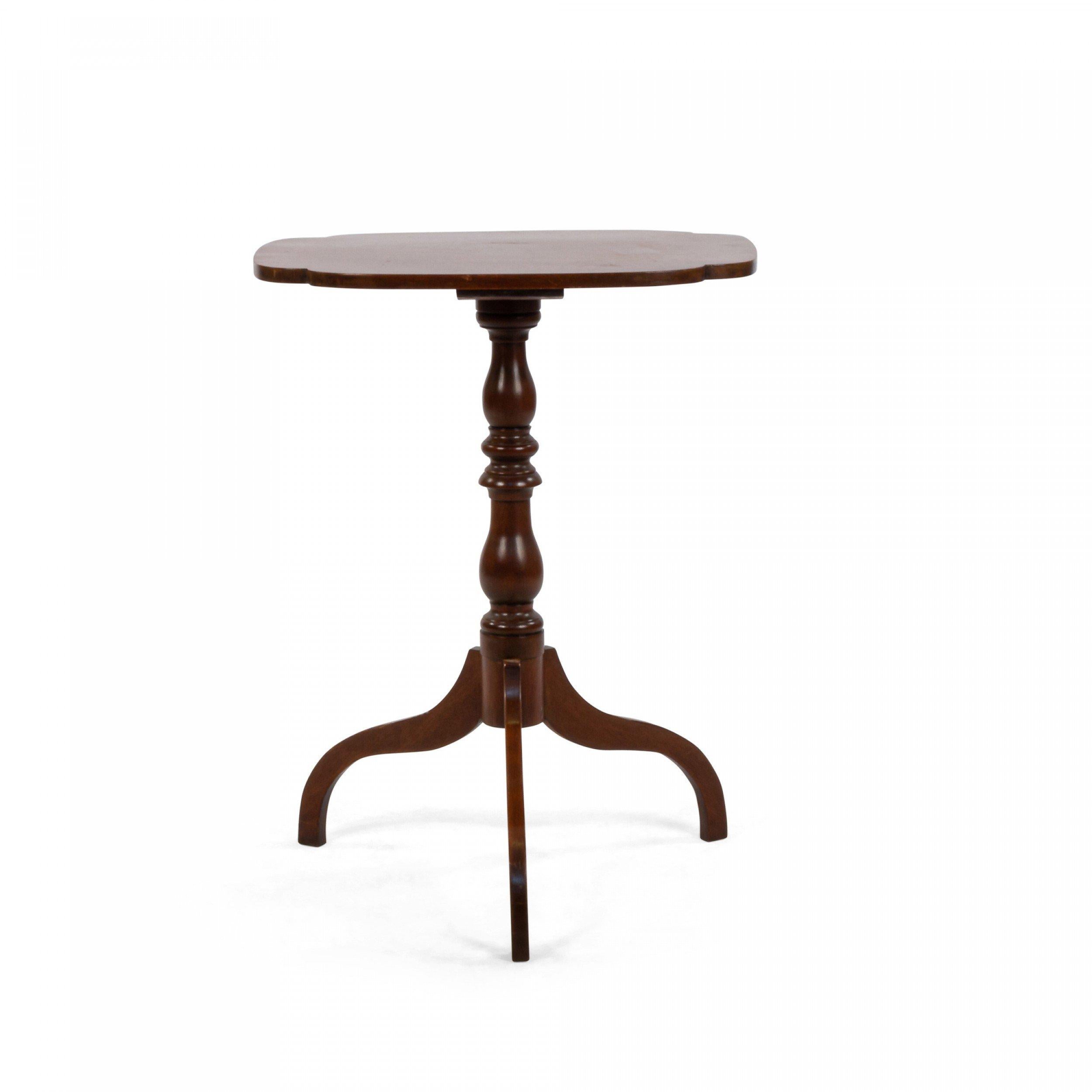 20th Century American Pedestal Mahogany Tripod Table