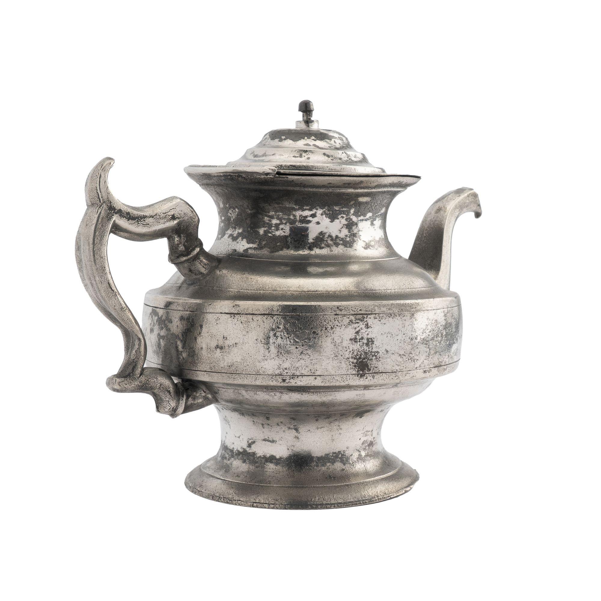 Amerikanischer Zinn-Teekanne, 1820 (19. Jahrhundert) im Angebot
