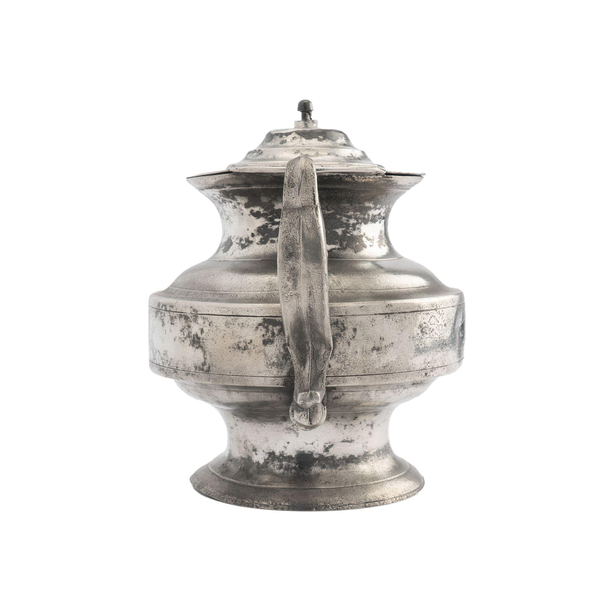 American Pewter Tea Pot, 1820 For Sale 2