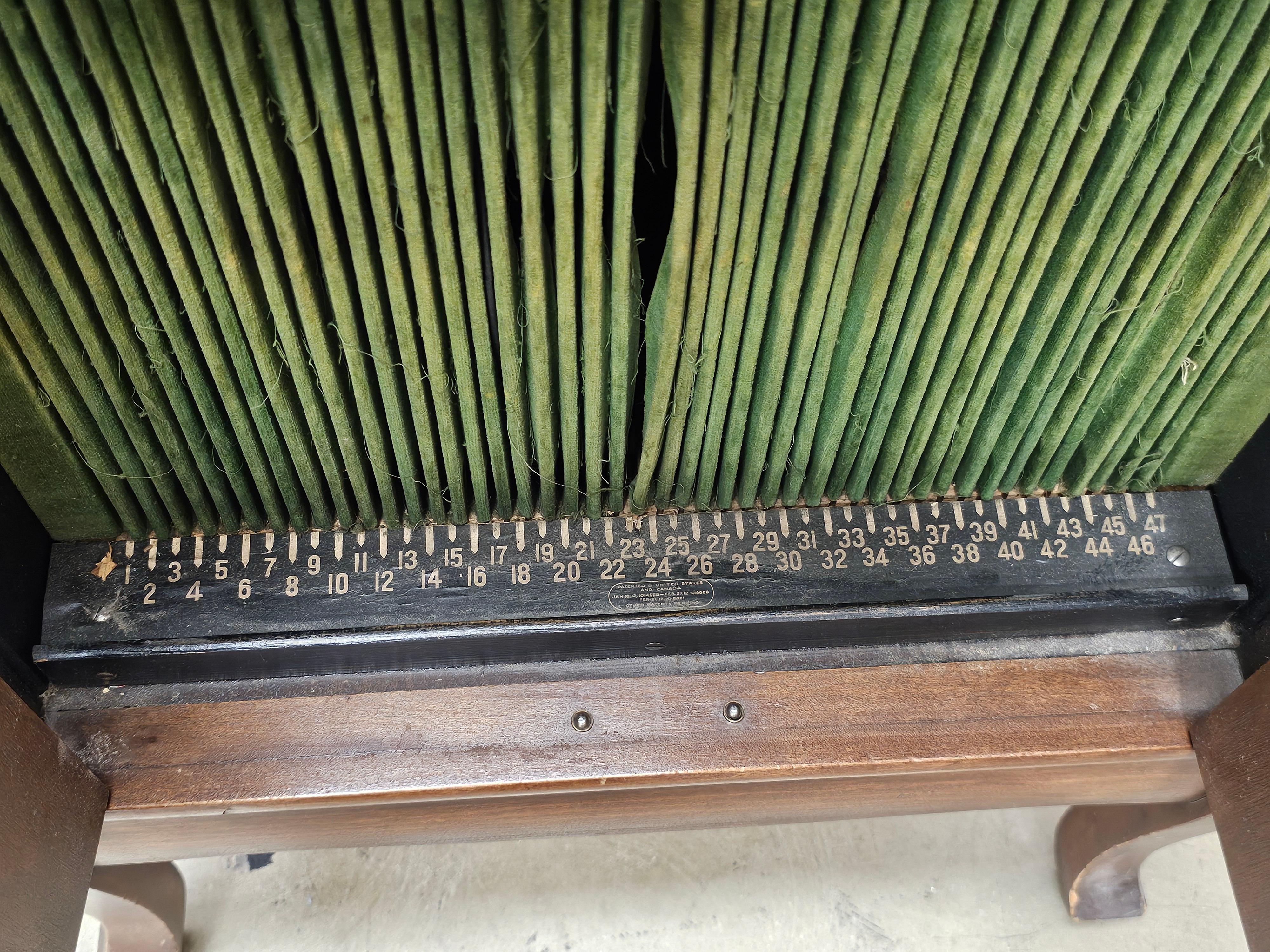 Cabinet per suonatori di fonogrammi americani di Columbia Grafonola in vendita 7