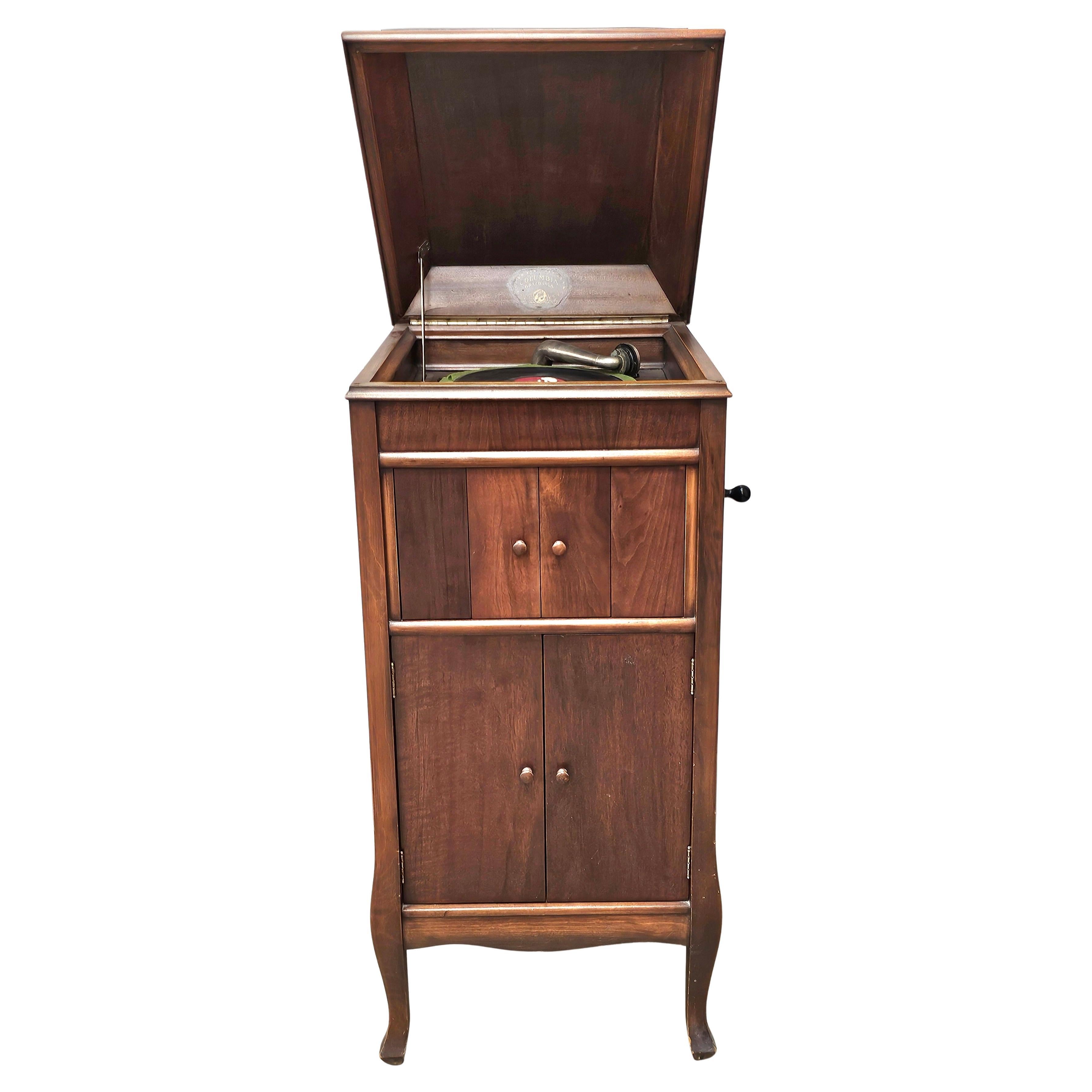 Cabinet per suonatori di fonogrammi americani di Columbia Grafonola in vendita