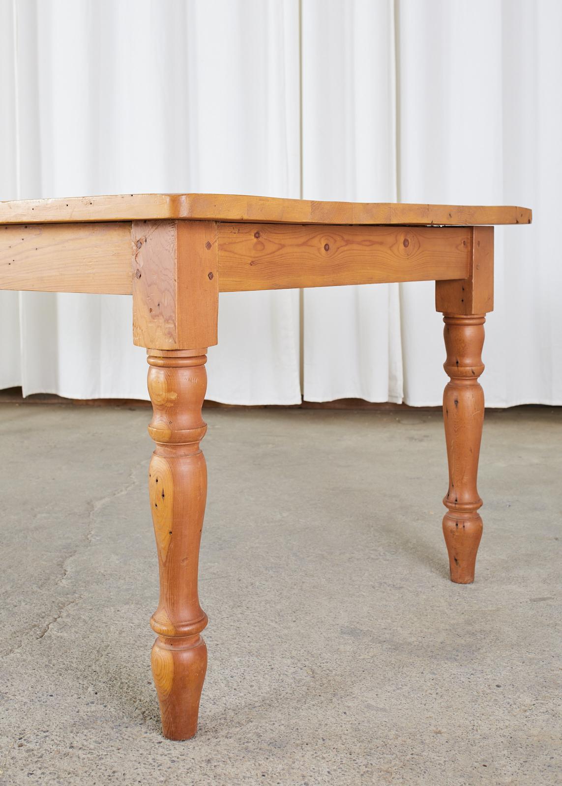 American Pine Country Farmhouse Style Dining Table 4