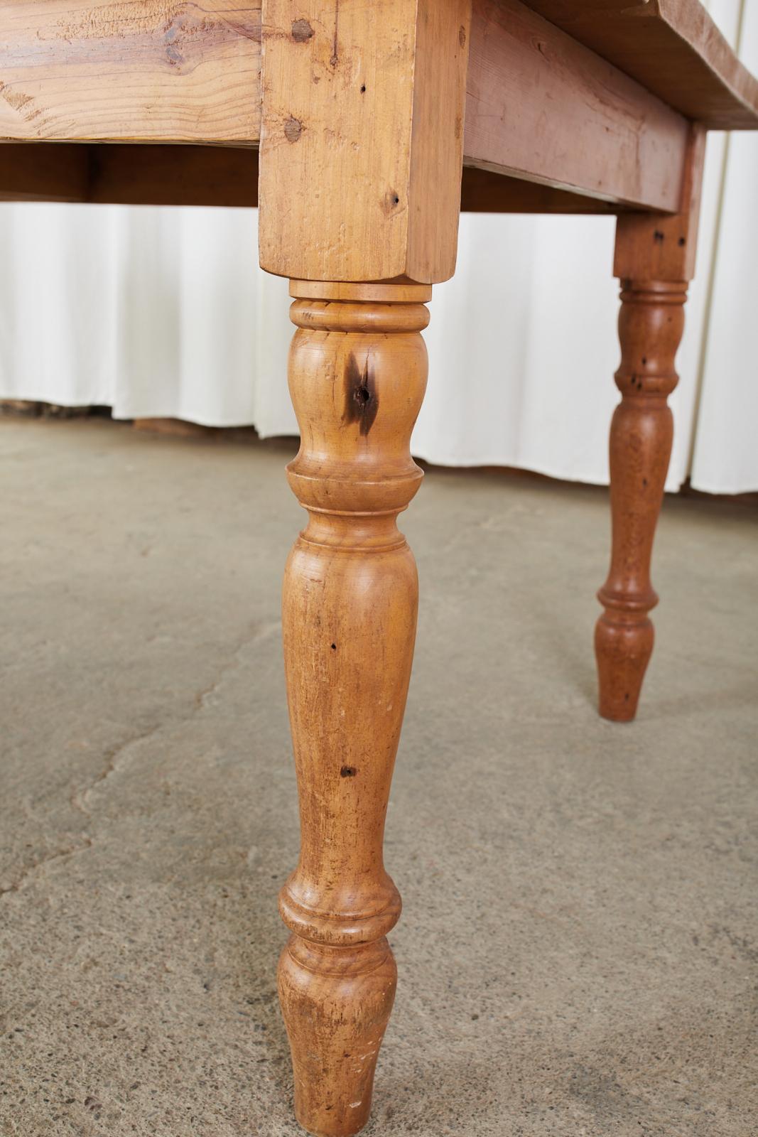 American Pine Country Farmhouse Style Dining Table 11