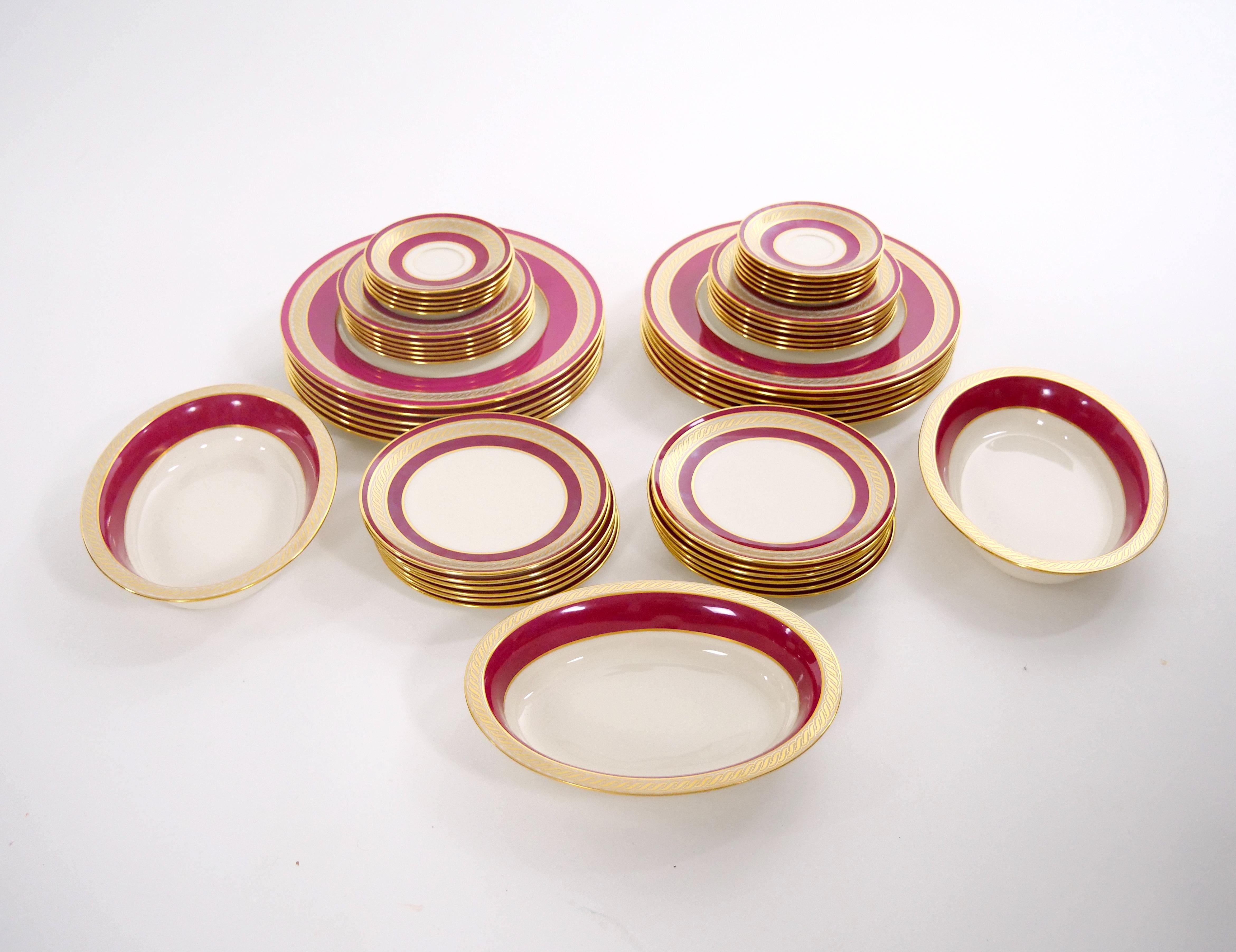 Amerikanisches Porzellan/vergoldetes geflochtenes Braid Dekoriert von Lenox für J.E. Caldwell Dinner-Set im Angebot 4
