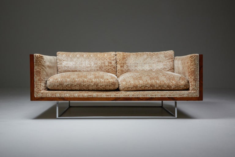 American Post-War Design, Milo Baughman Love Seat Sofas, Burl, Chrome Sofa, 1971 In Excellent Condition In Antwerp, BE