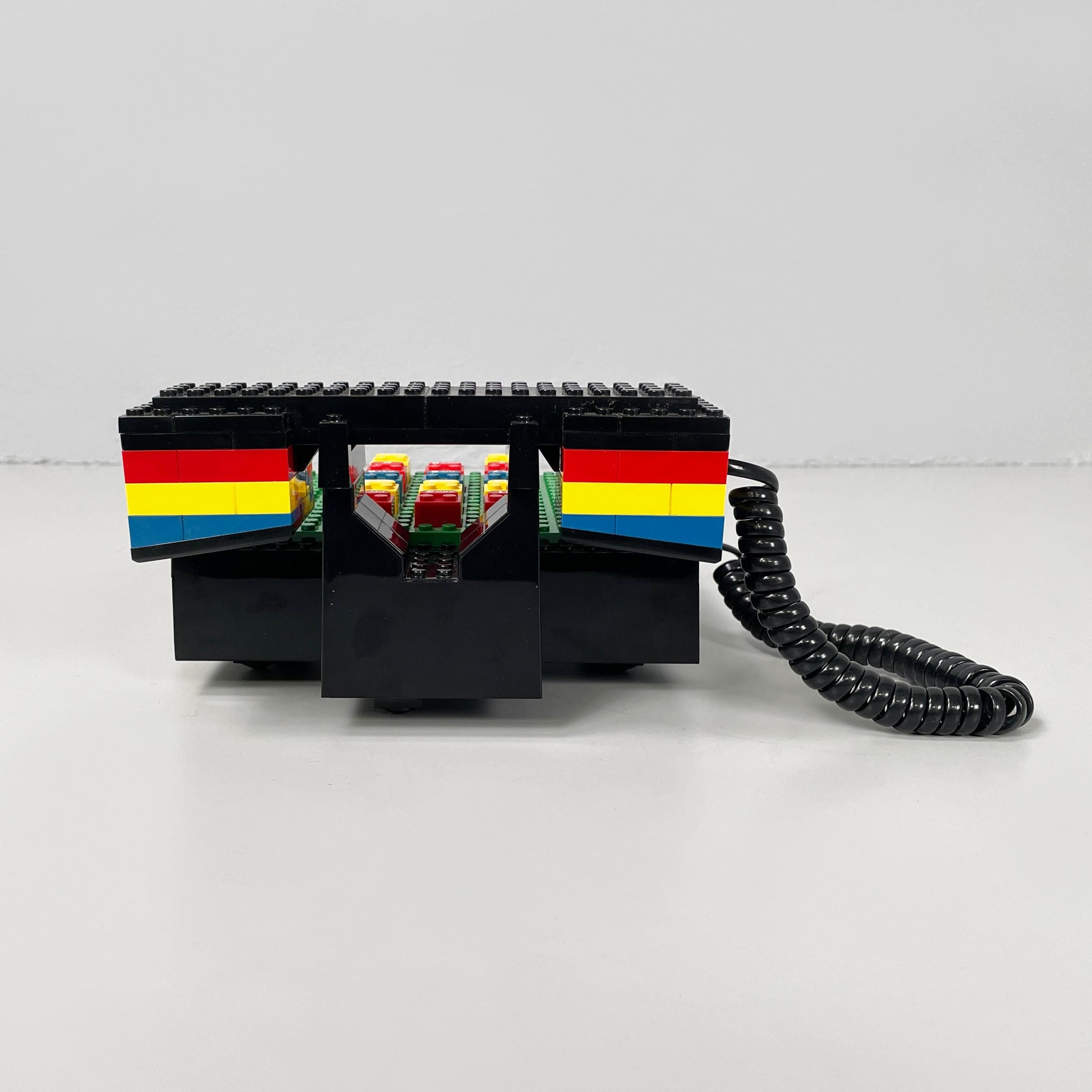 Fin du 20e siècle Téléphone de bureau postmoderne en plastique Lego de Tyco, années 1990 en vente