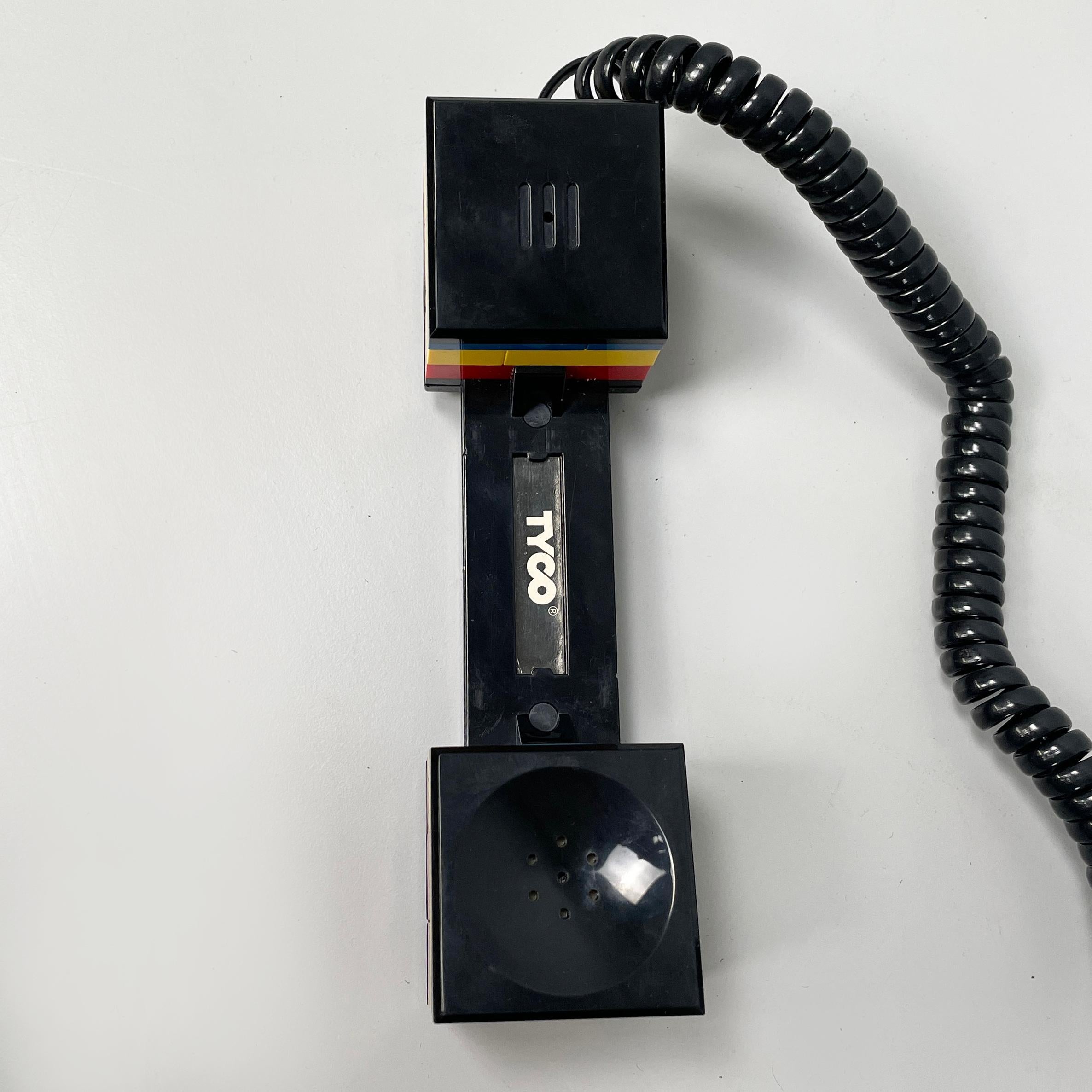 Téléphone de bureau postmoderne en plastique Lego de Tyco, années 1990 en vente 2