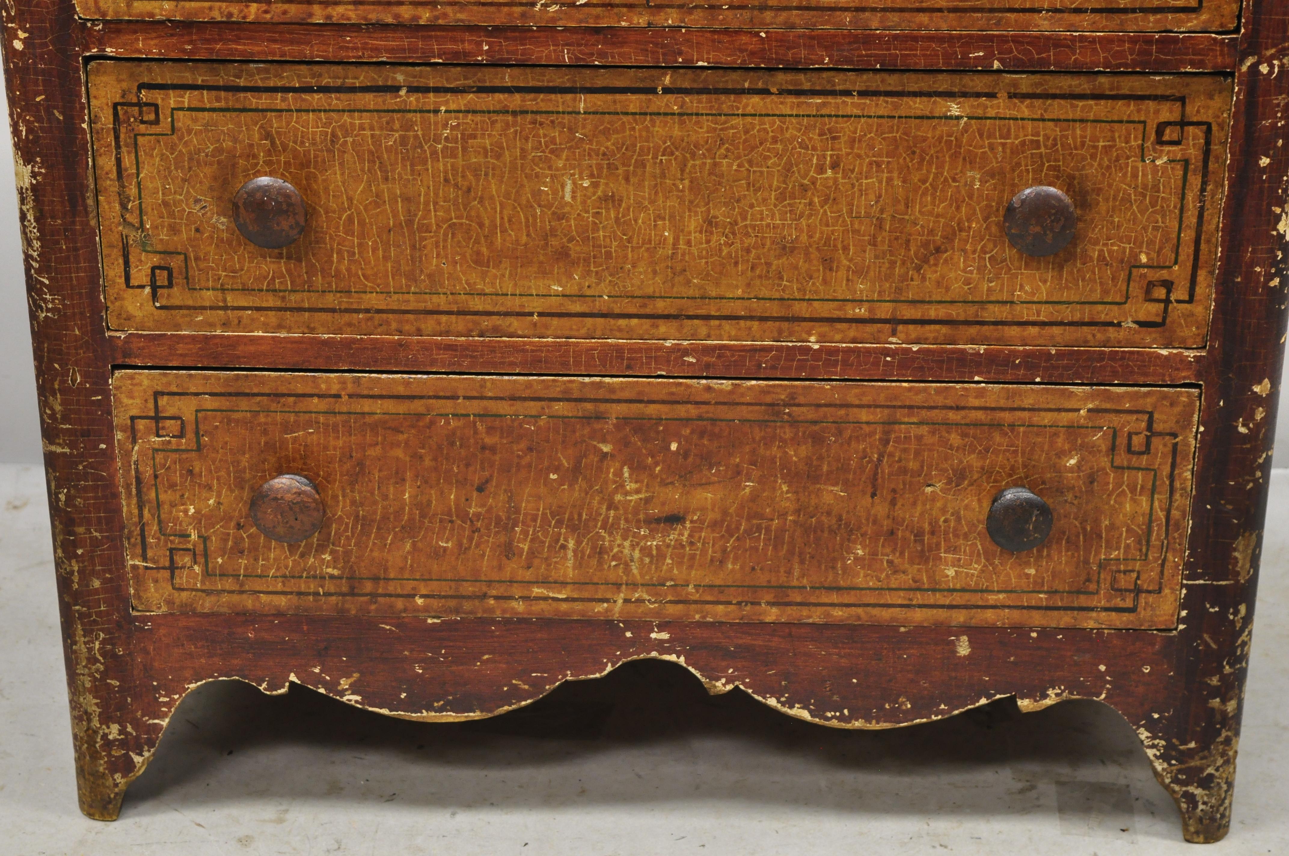 commode colonial