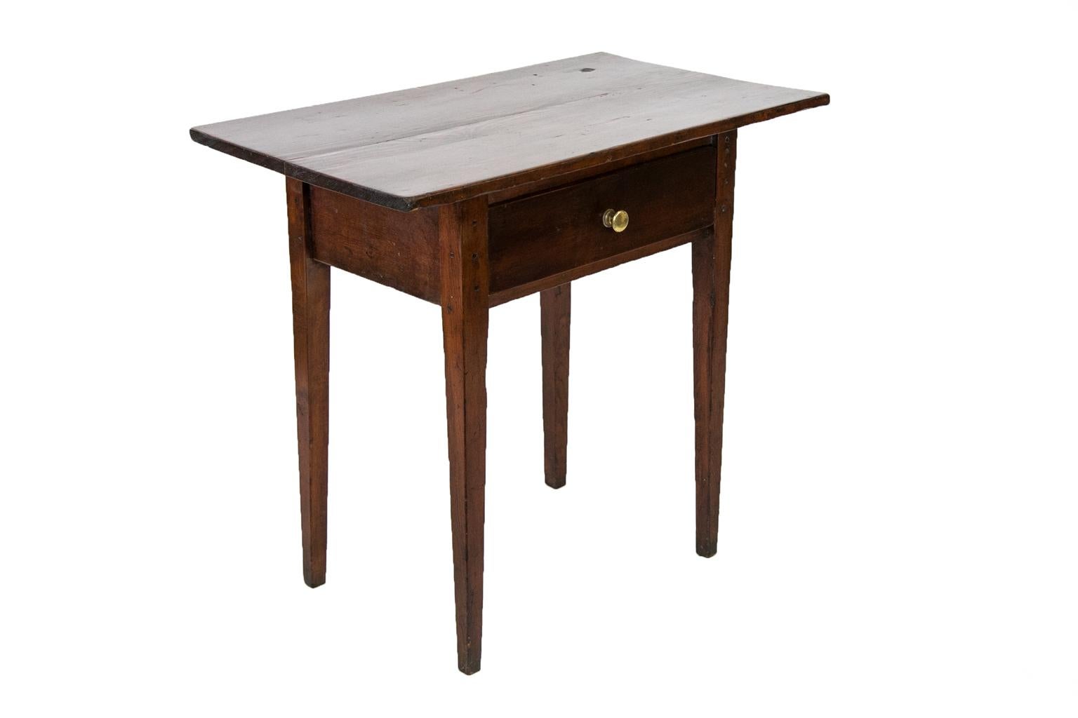American Primitive Heart Pine One-Drawer Side Table 1