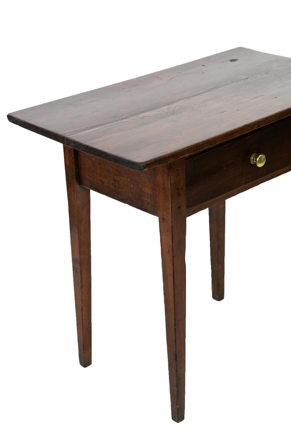 American Primitive Heart Pine One-Drawer Side Table 2