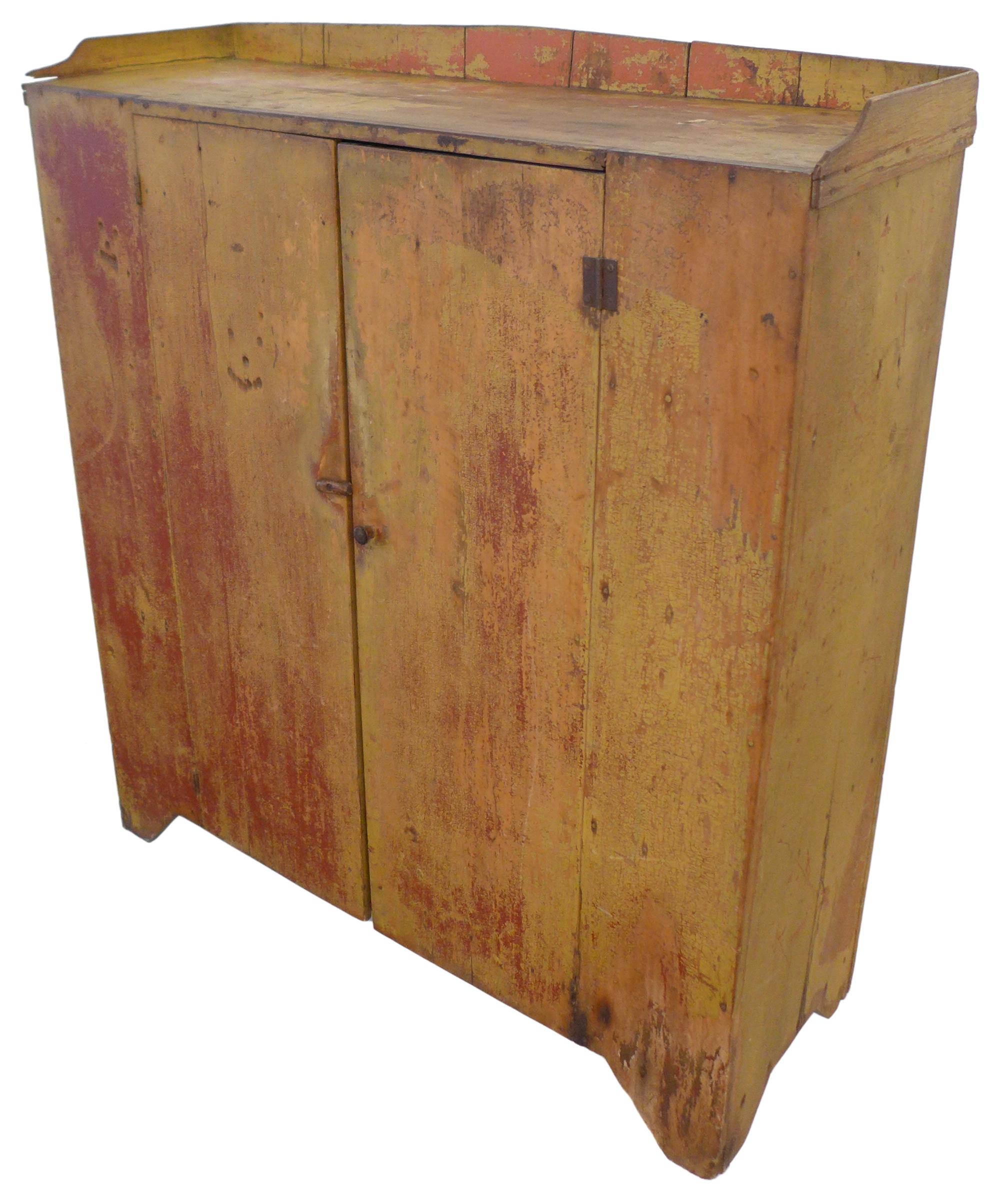 American Rustic Painted Wood Cabinet In Distressed Condition For Sale In Los Angeles, CA