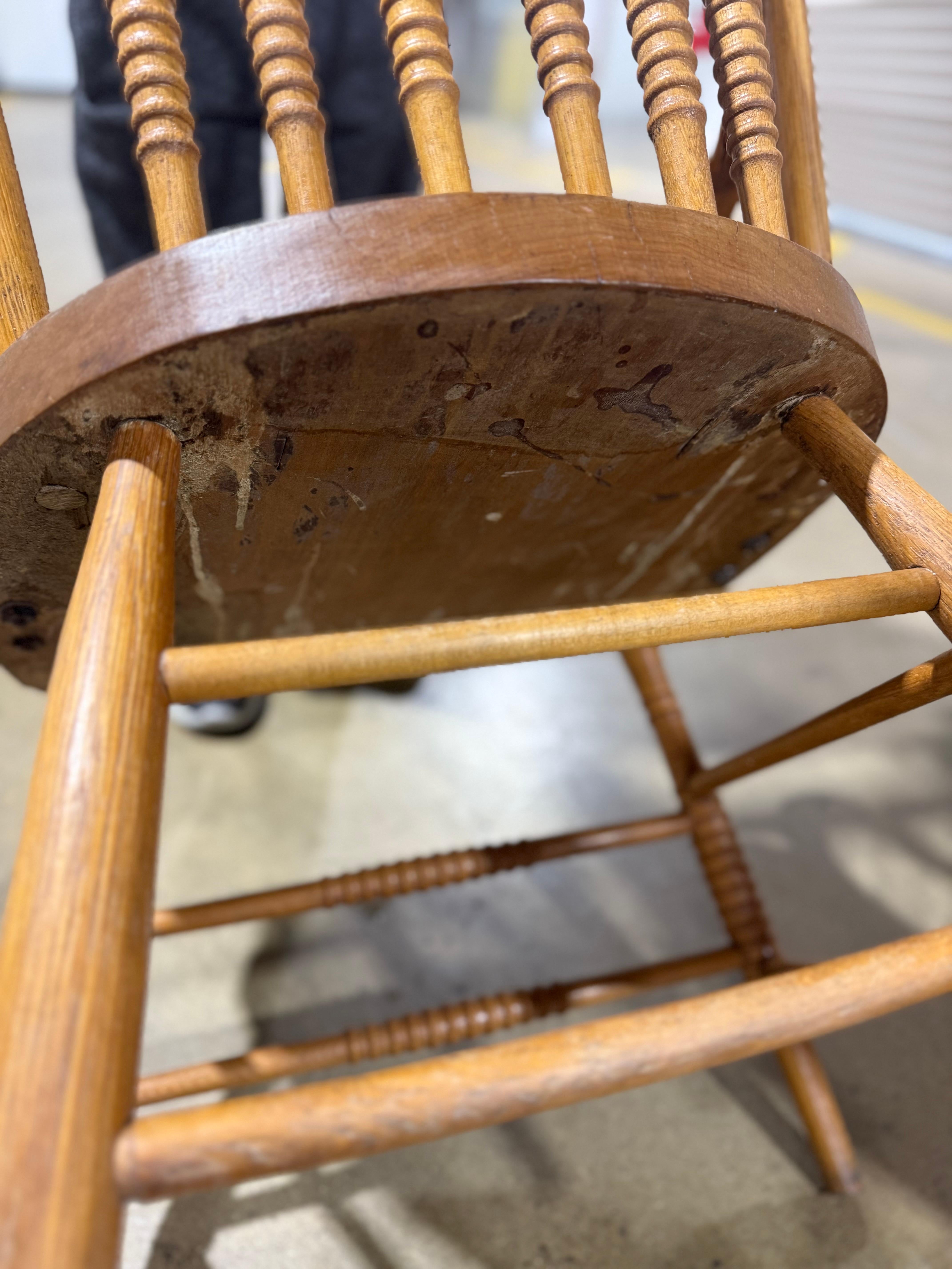 American Primitive Spindle Back Arm Chairs(Pair) im Angebot 8