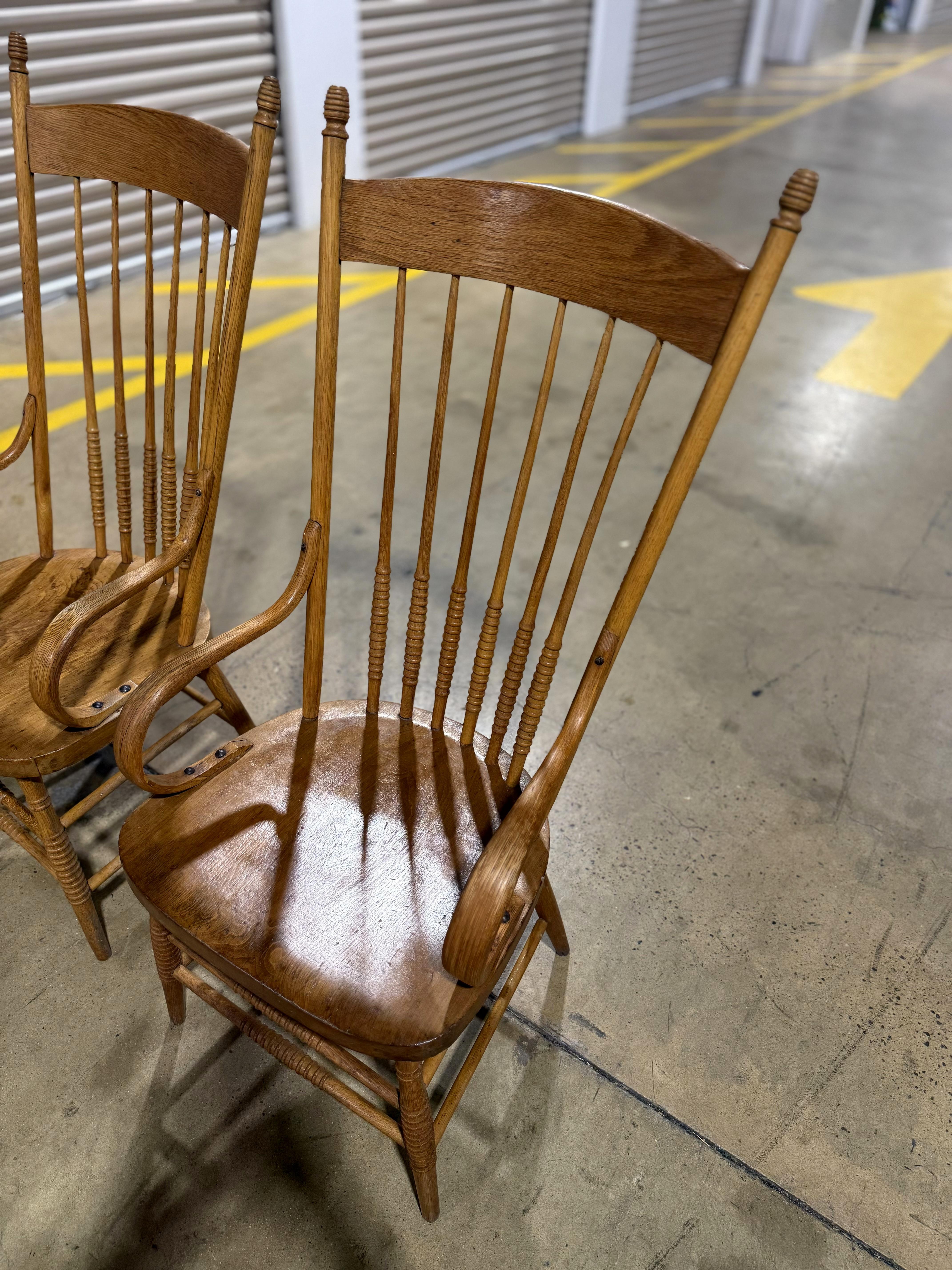 American Primitive Spindle Back Arm Chairs(Pair) (Holz) im Angebot