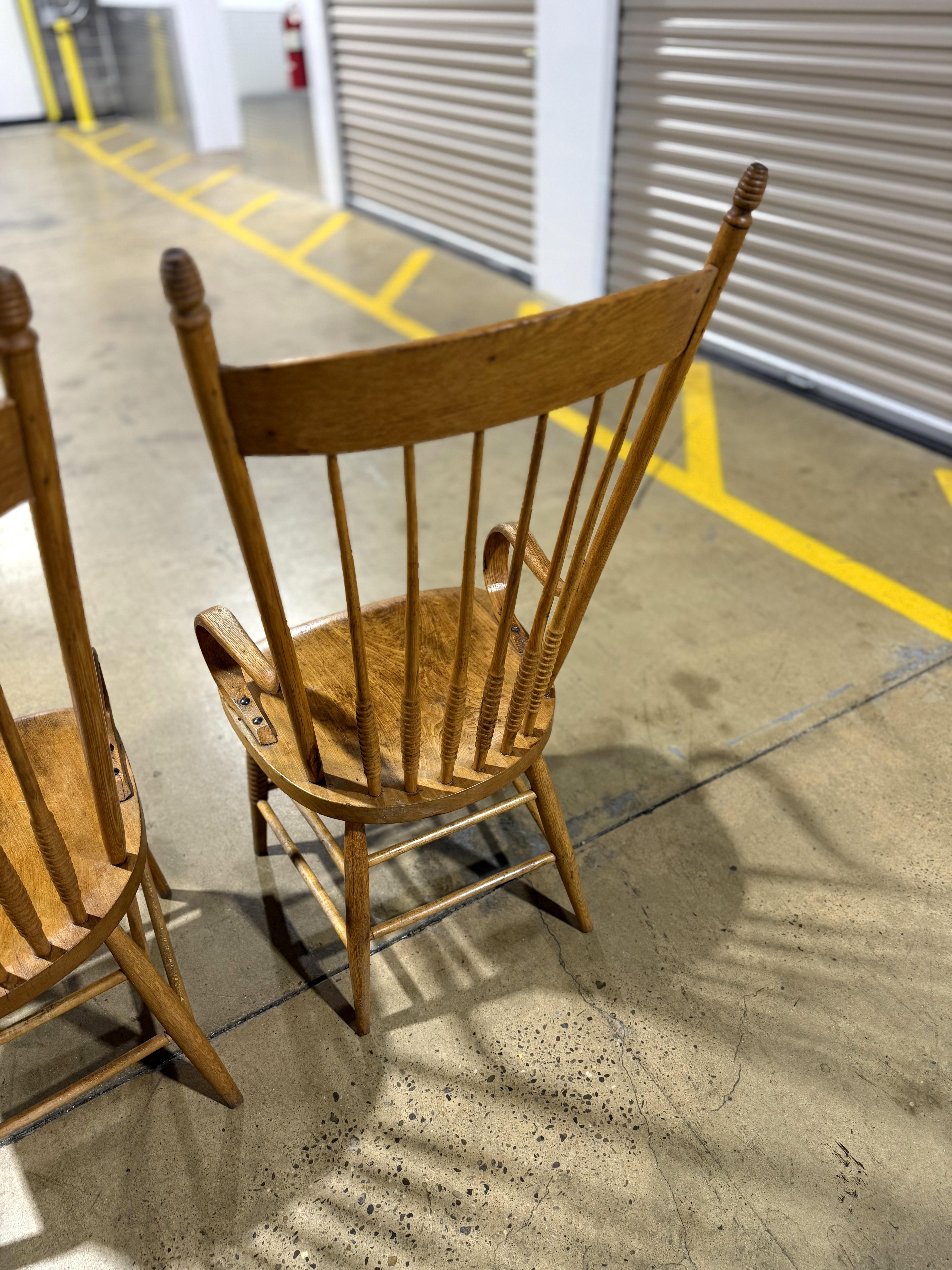 American Primitive Spindle Back Arm Chairs(Pair) im Angebot 2