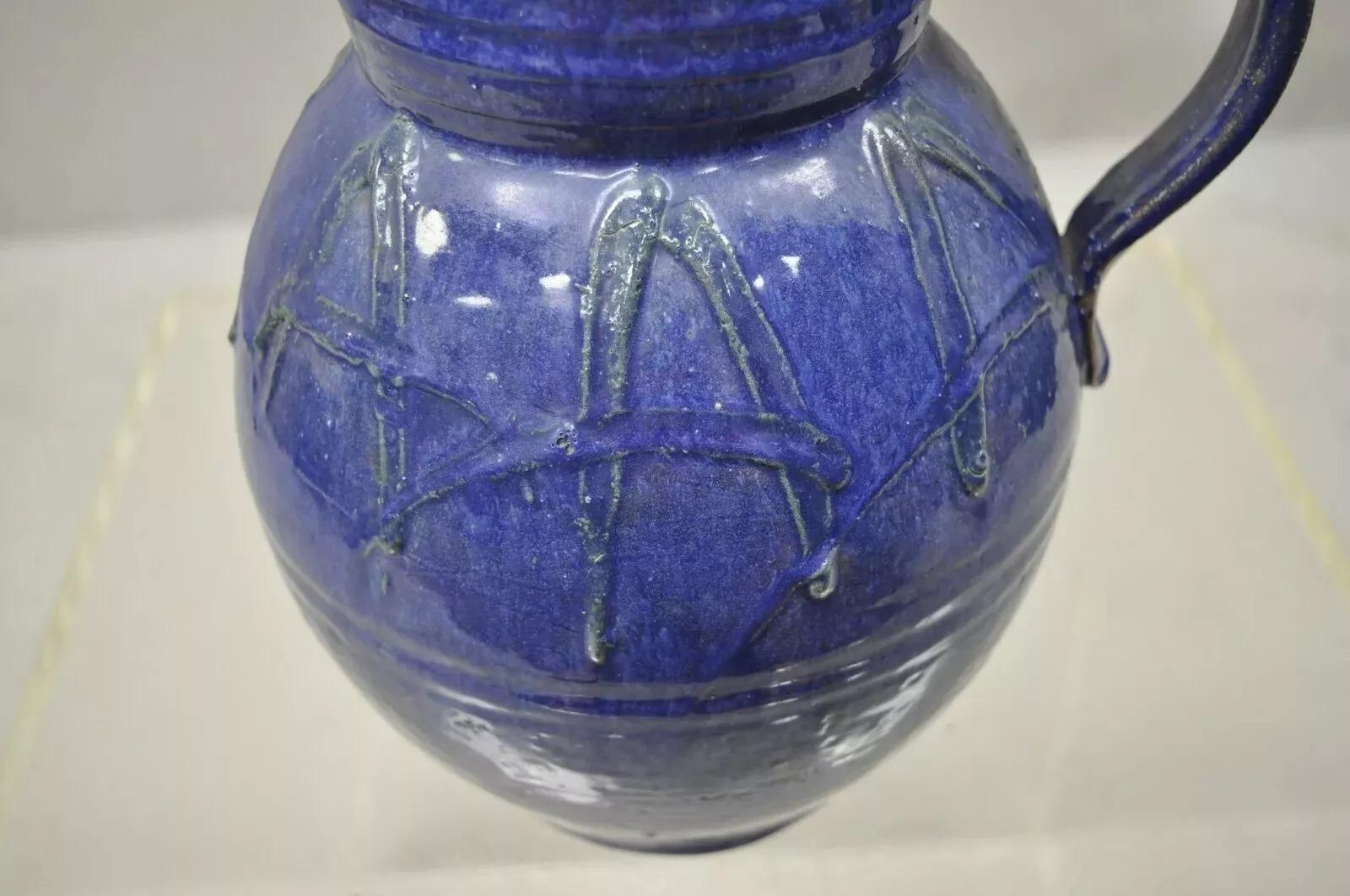 Jarra de terracota de cerámica esmaltada azul de gres primitivo americano de 11 Desconocido en venta