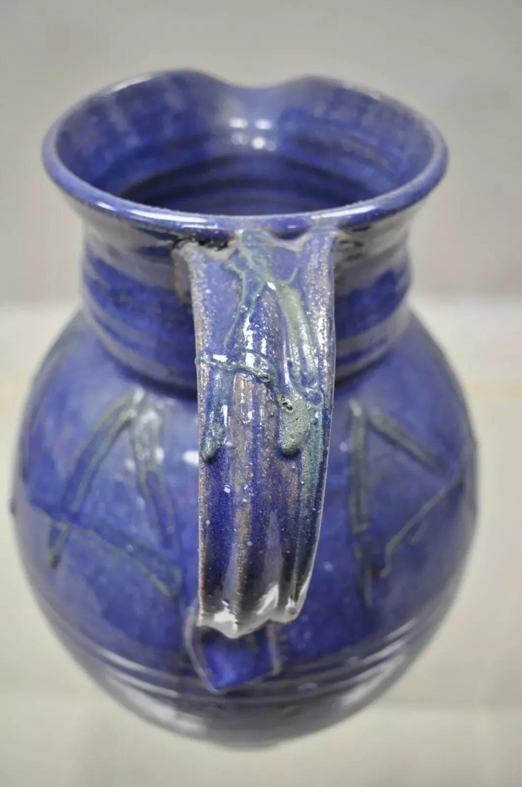 Jarra de terracota de cerámica esmaltada azul de gres primitivo americano de 11 en Bueno estado para la venta en Philadelphia, PA