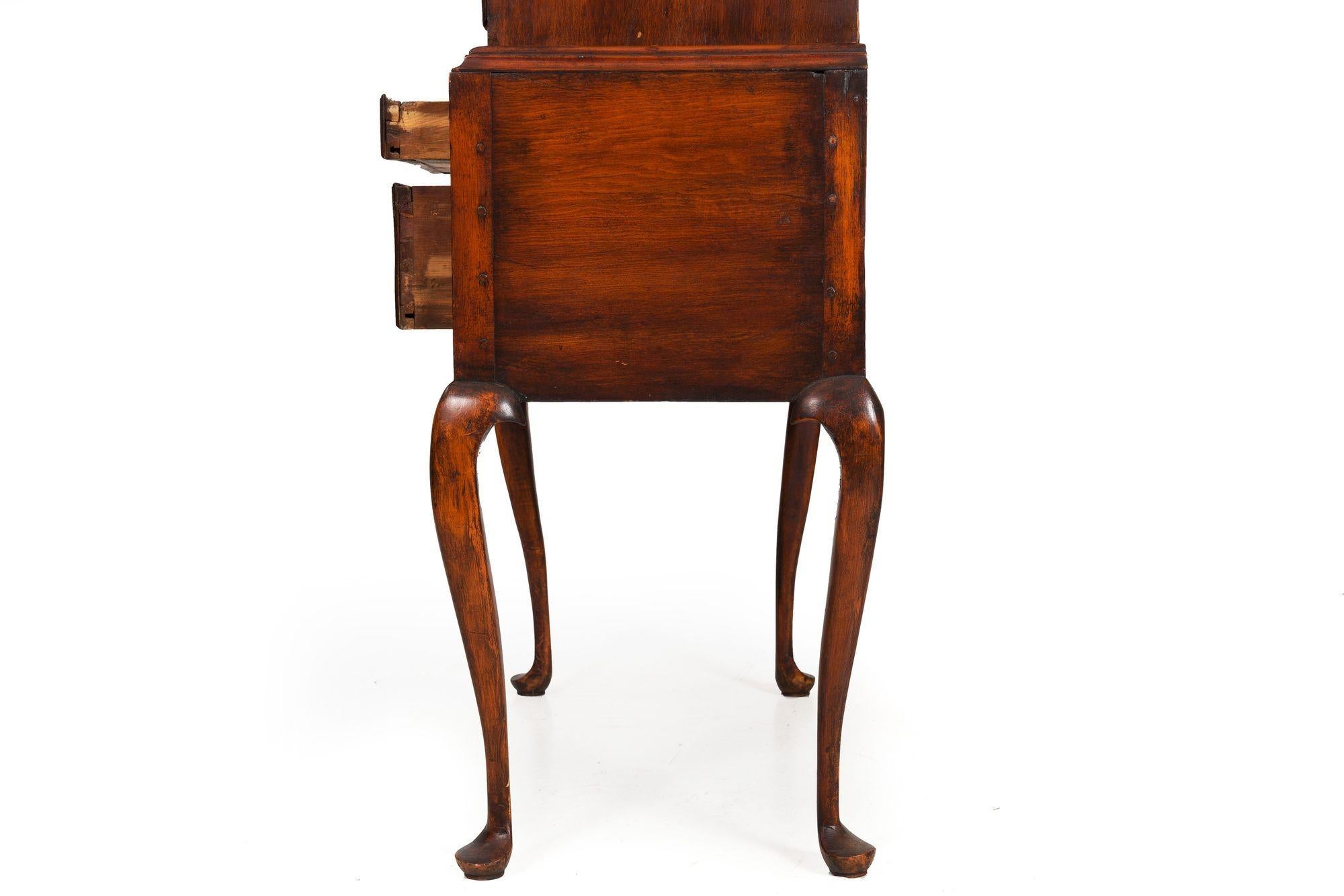 American Queen Anne Antique Sycamore Flat-Top Highboy, New England c. 1760 For Sale 2