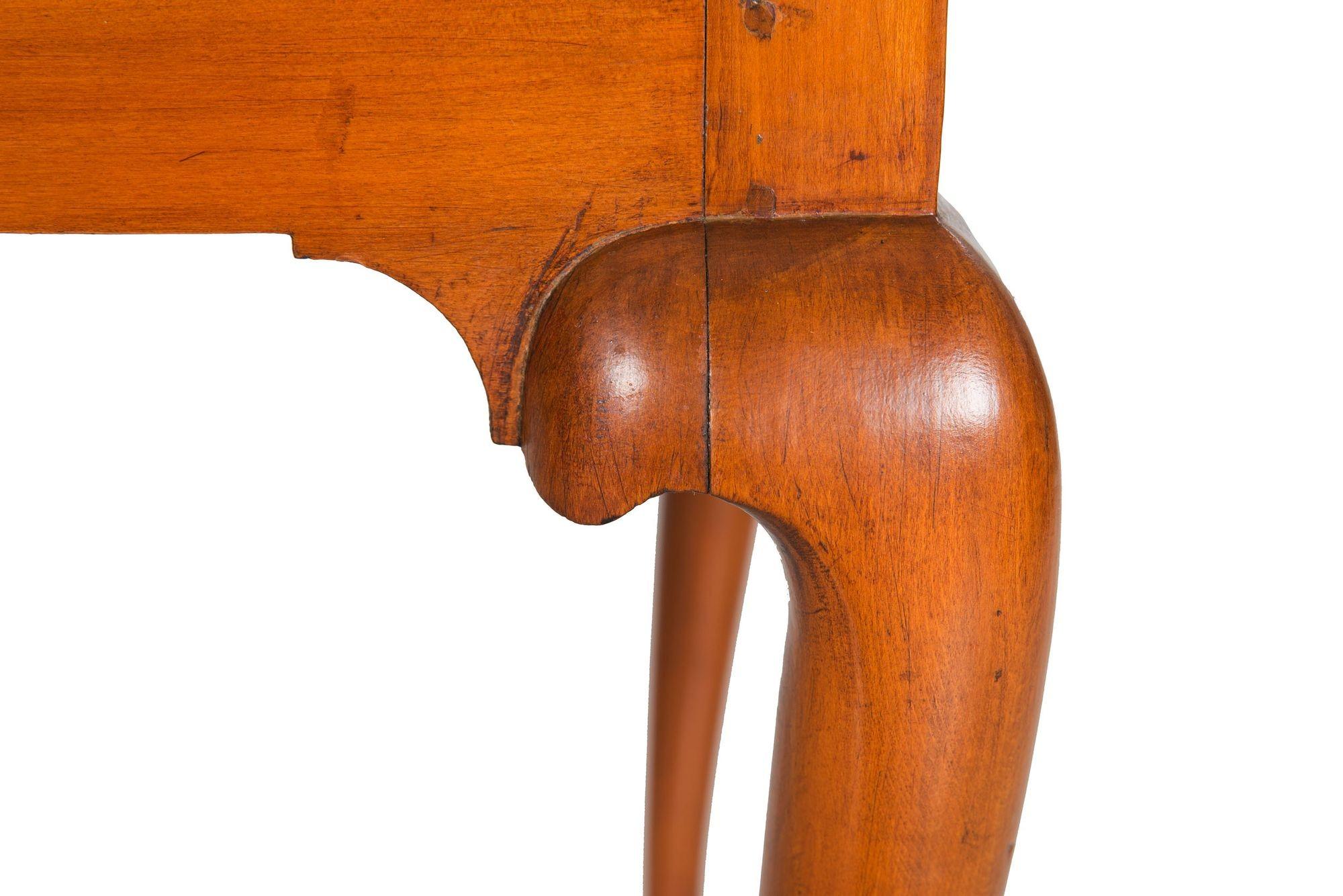American Queen Anne Cherry Lowboy Dressing Table circa 1740-60 12