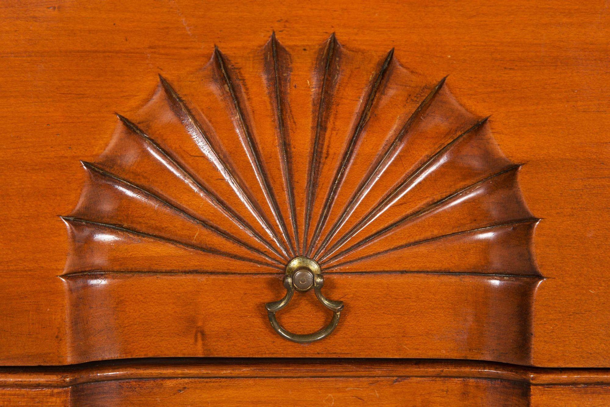 American Queen Anne Cherry Lowboy Dressing Table circa 1740-60 14