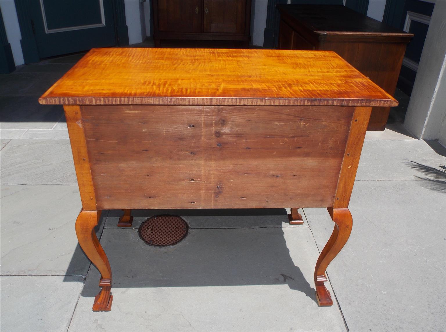 American Queen Anne Curley Maple Four Drawer Lowboy with Spanish Feet. C. 1750 4