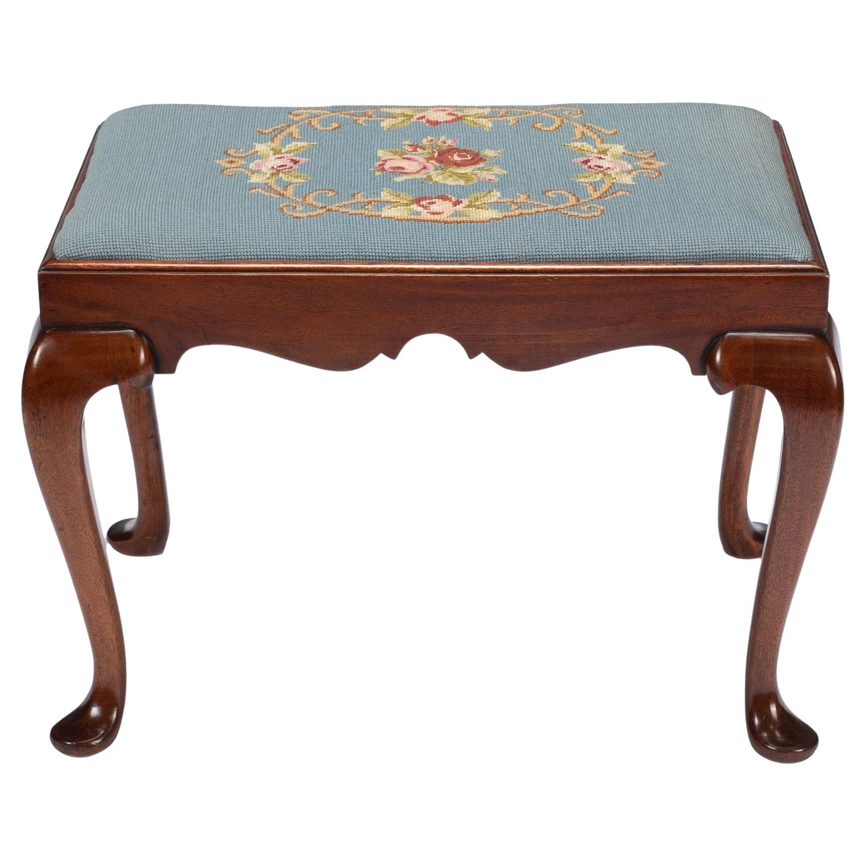 American Queen Anne Style Slip Seat Mahogany Stool, 1900-1950