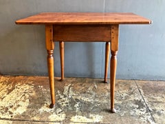 American Queen Anne Tavern Table, 18th Century