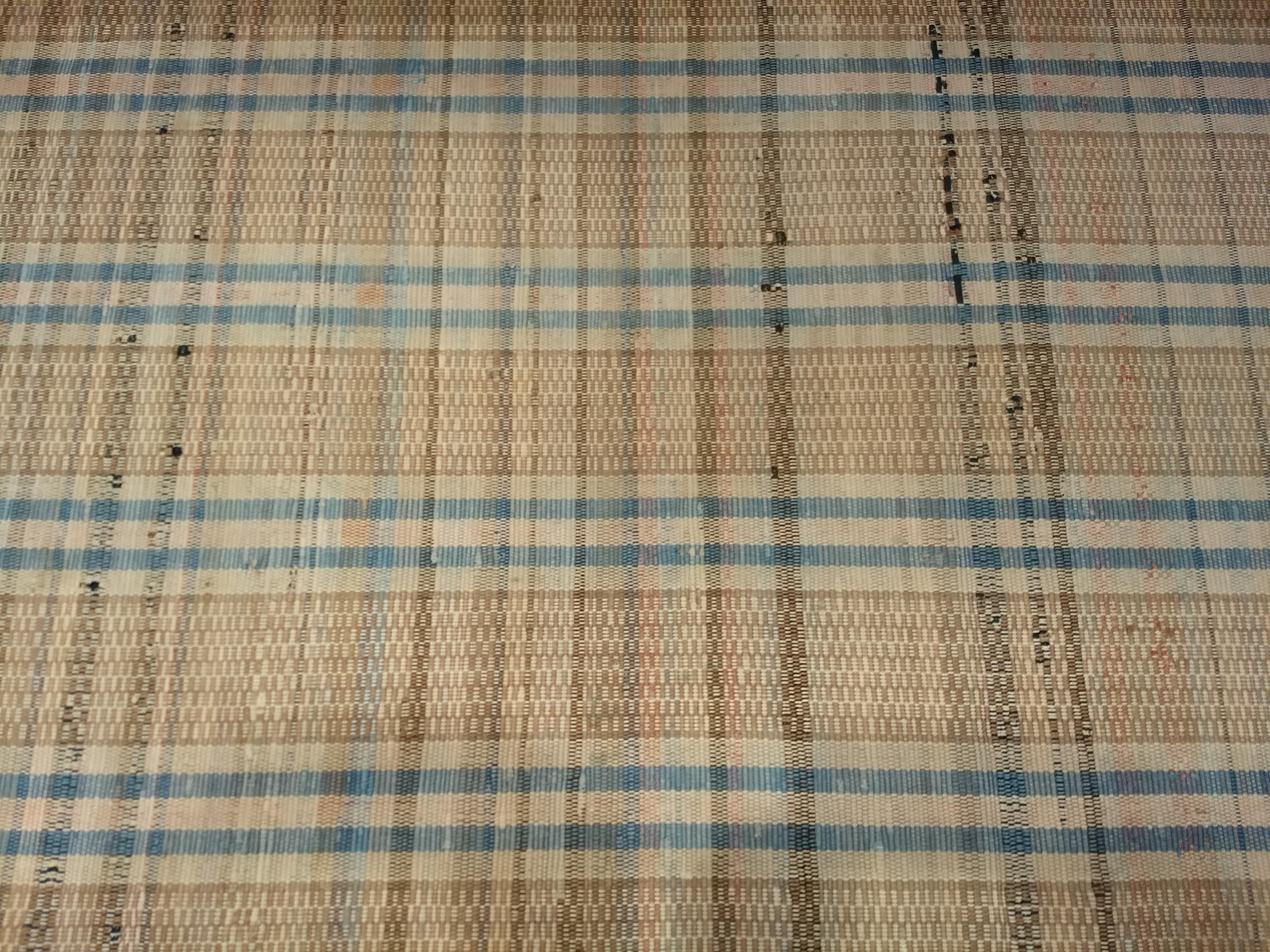 20th Century Vintage Hand-Woven American Amish Rag Runner in Pale Blue, Pink, Wheat, Caramel For Sale