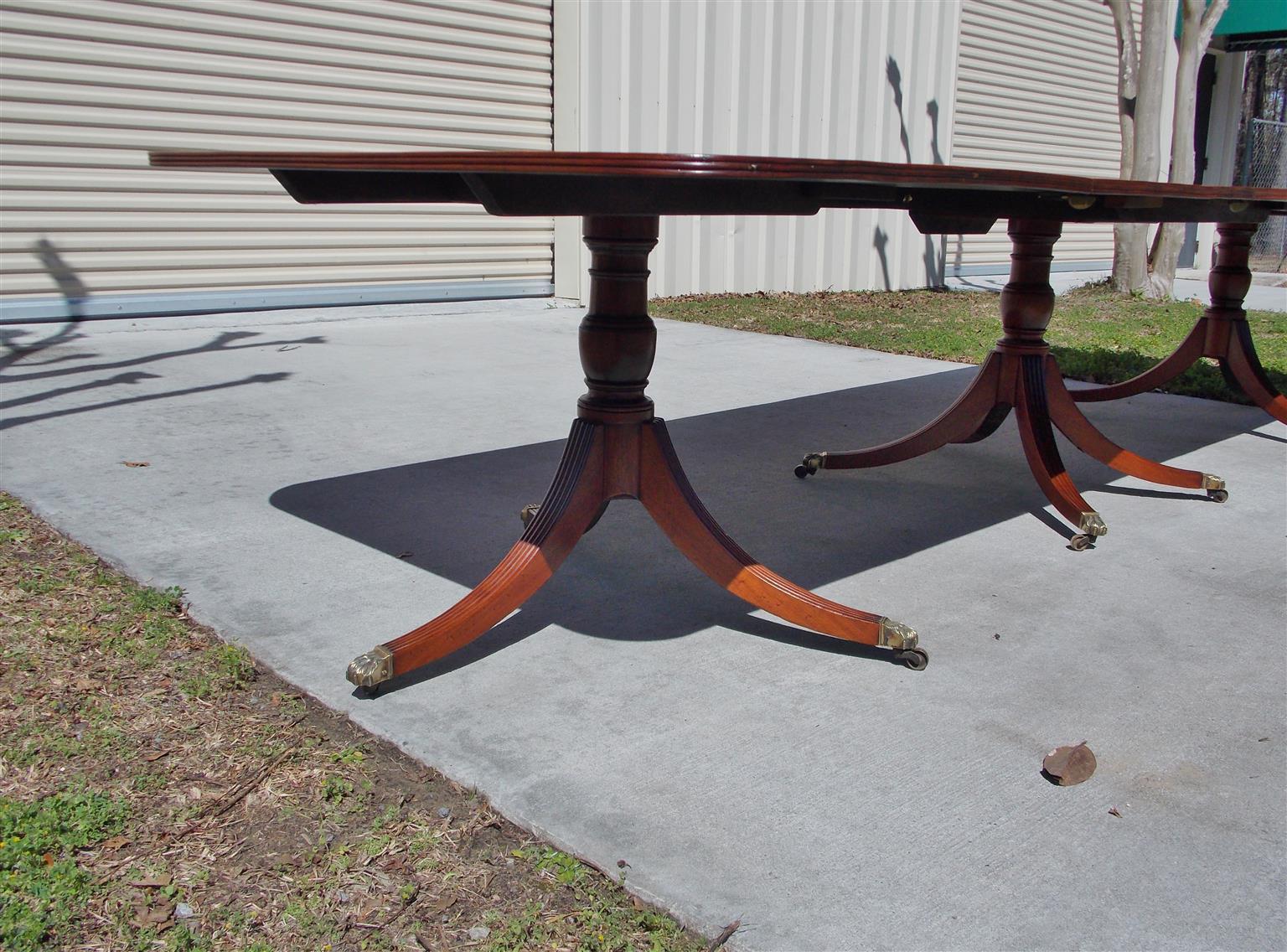 American Regency Mahogany Satinwood Banded Triple Pedestal Dining Table, C. 1810 8