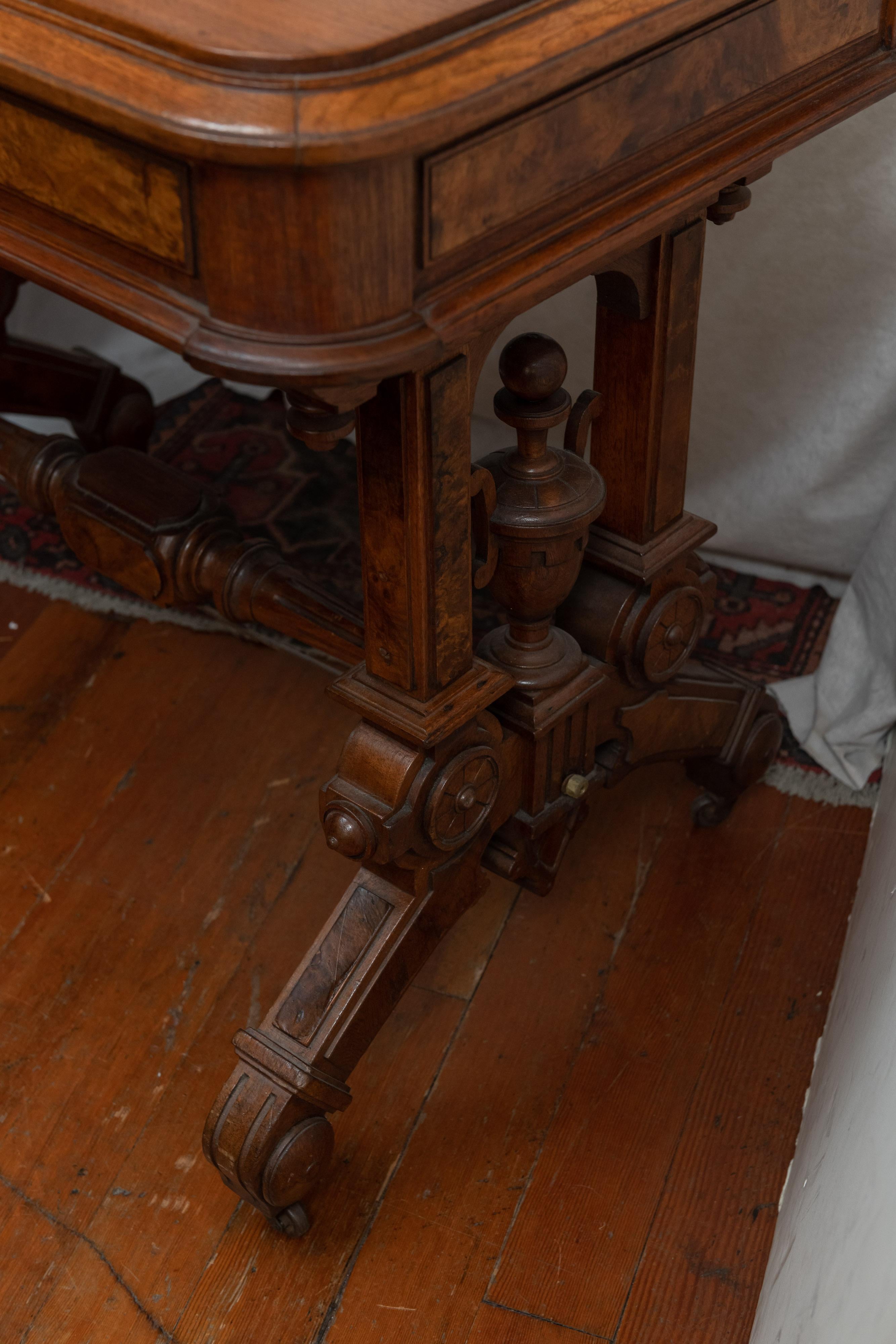 American Renaissance Revival Victorian Walnut and Burl Library Table, circa 1870 In Excellent Condition In Petaluma, CA