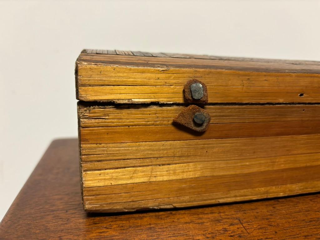 Legno Scatola da lavoro in paglia della guerra rivoluzionaria americana di Valley Forge in vendita