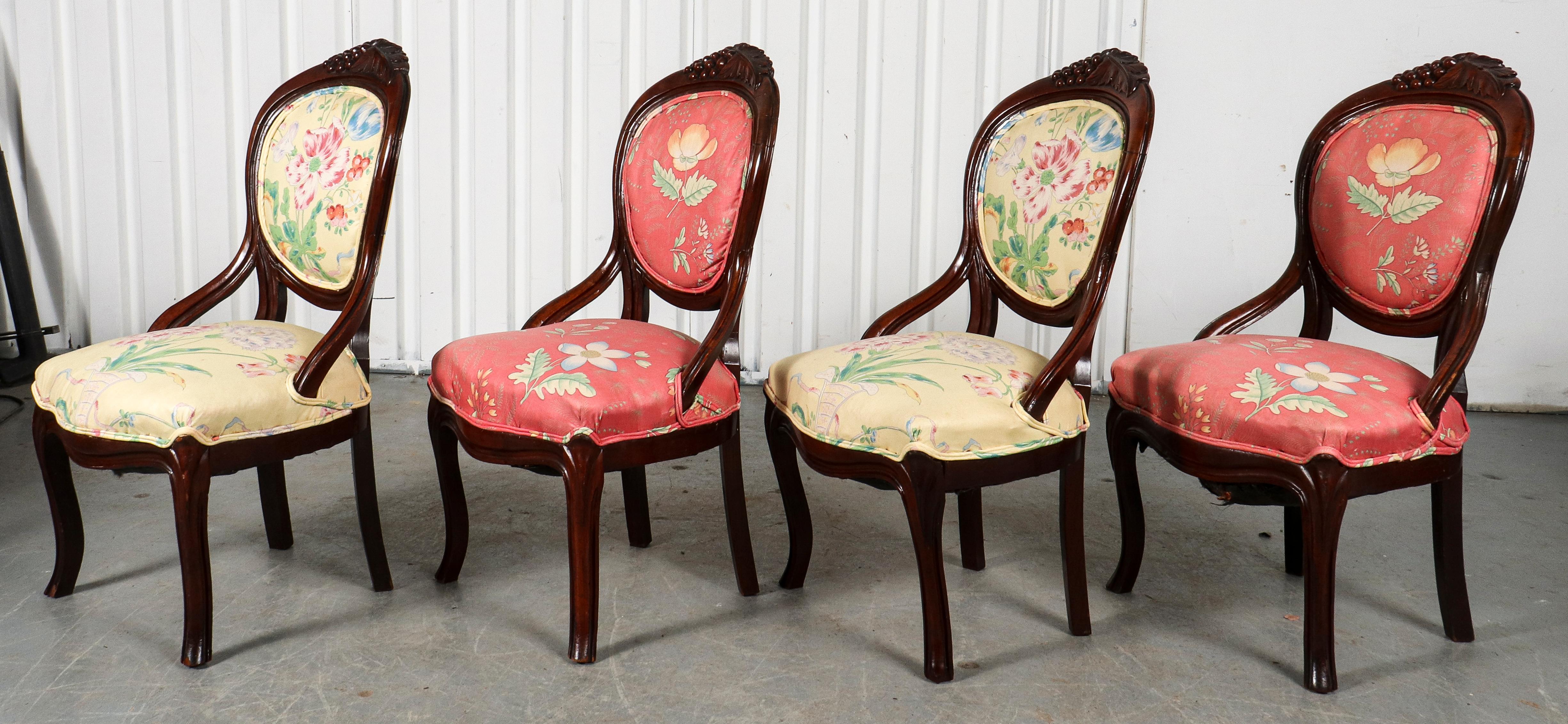 American Rococo Revival Style Wooden Chairs In Good Condition For Sale In New York, NY