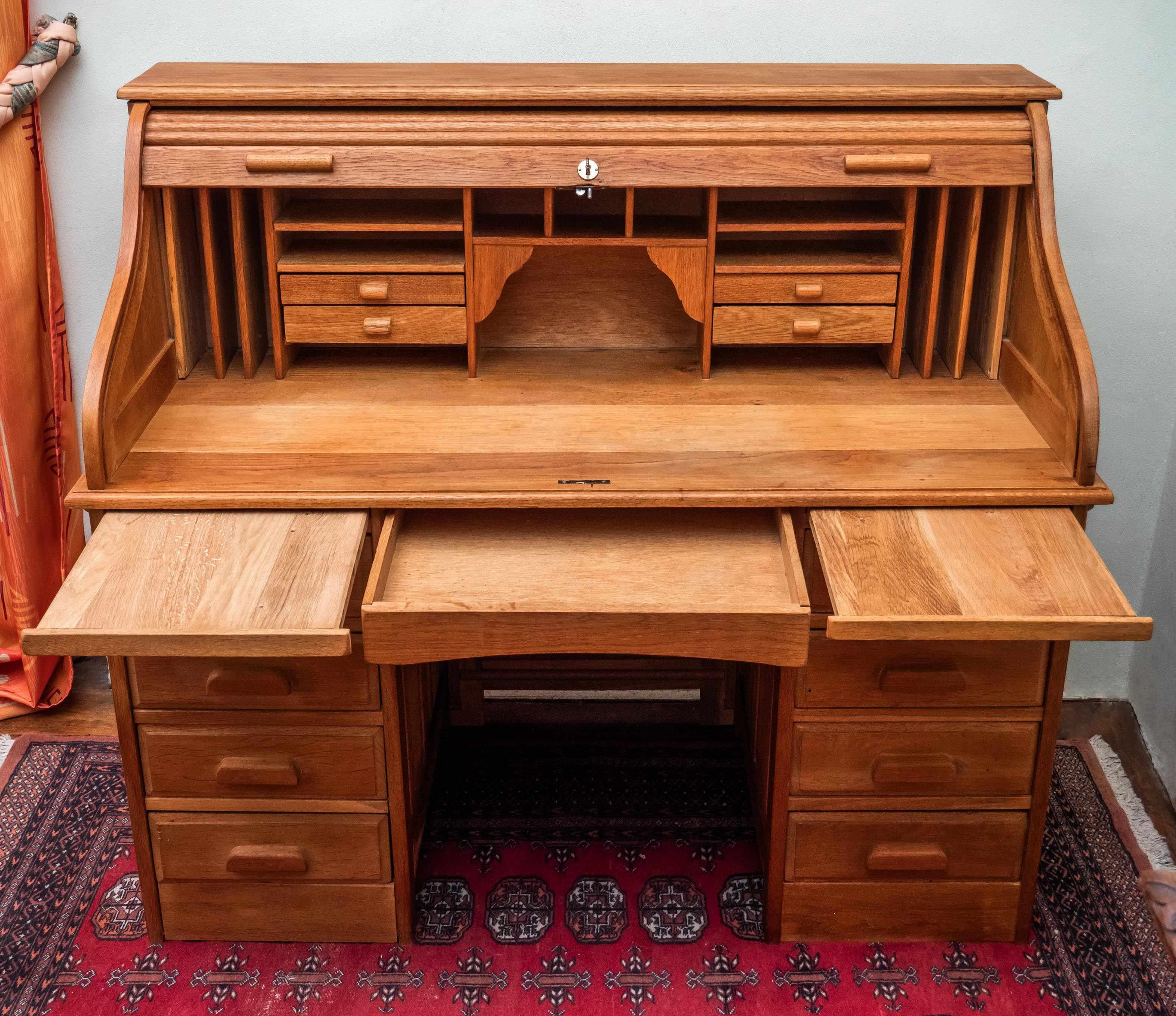 American rolling desk For Sale 8