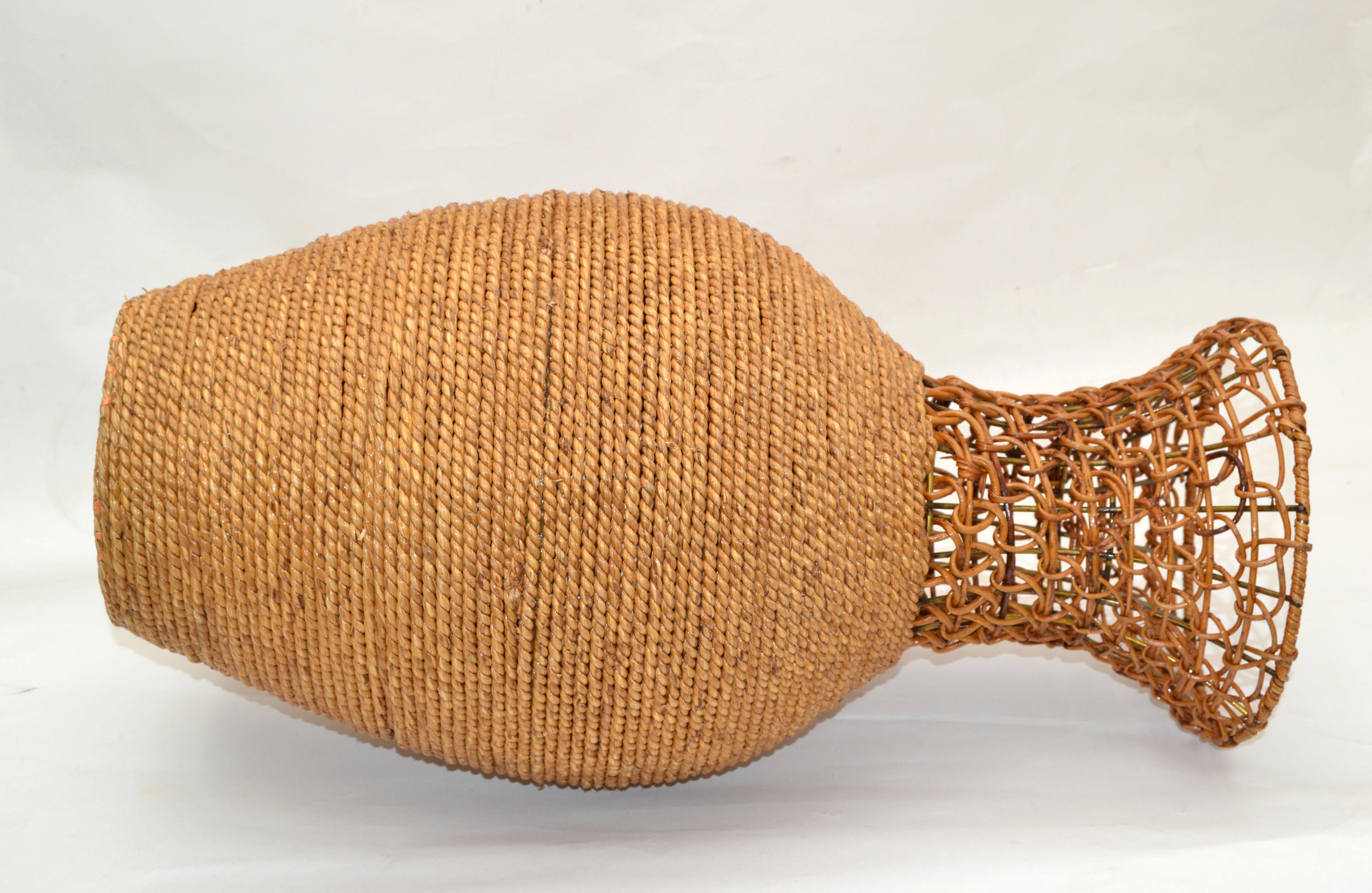 American Rope & Reed Handwoven Vase Mid-Century Modern In Good Condition In Miami, FL