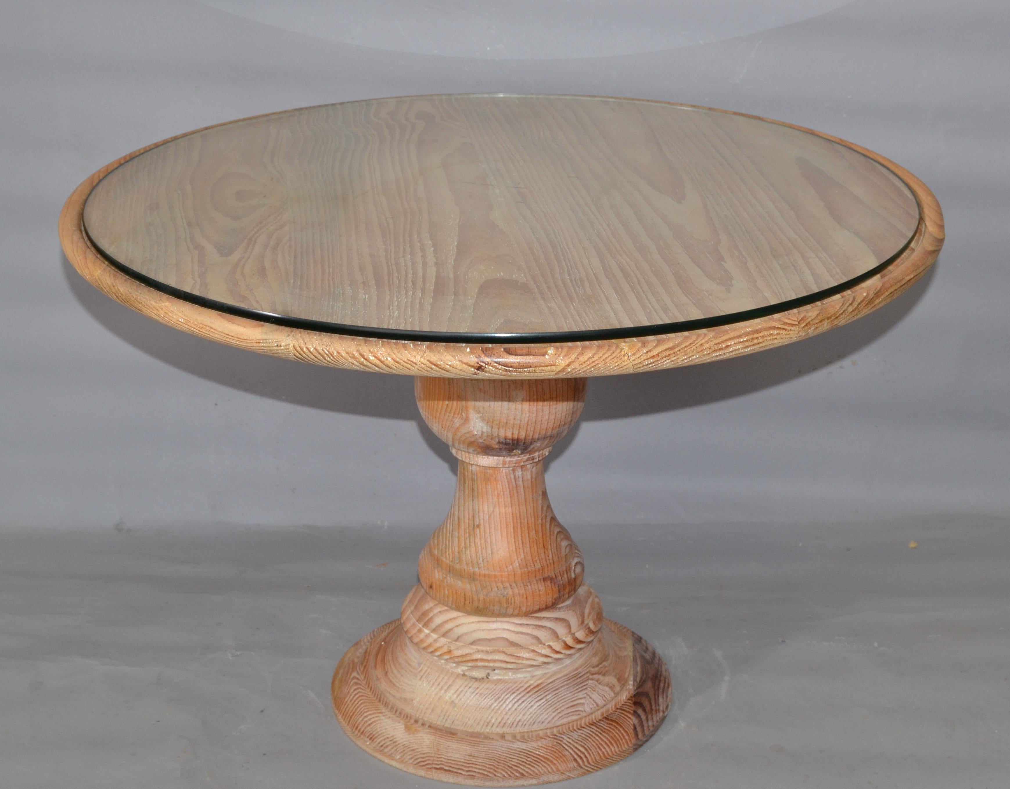 American Round Mid-Century Modern Turned Bleach Oak Wood & Glass Coffee Table For Sale 6