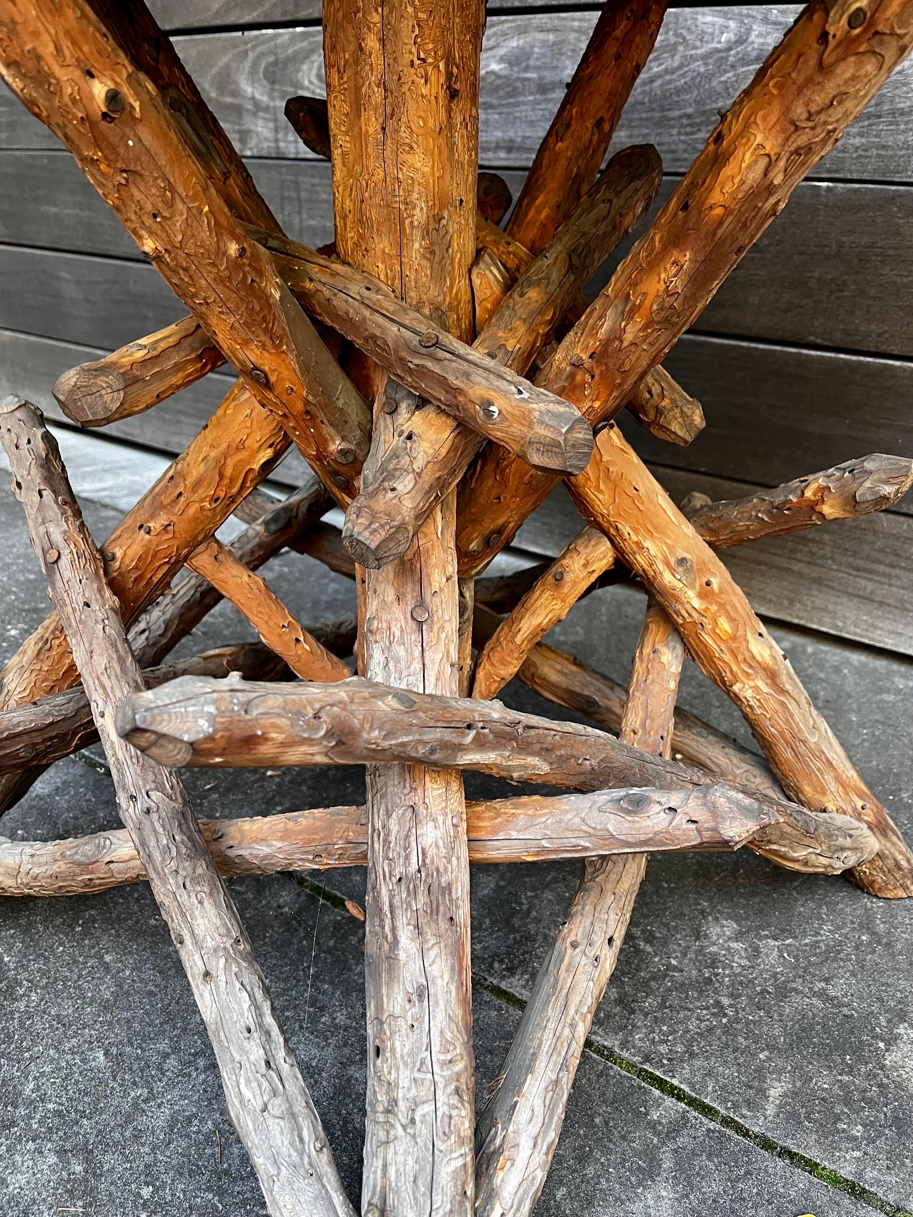 Table d'appoint rustique américaine Adirondack Twig en vente 5