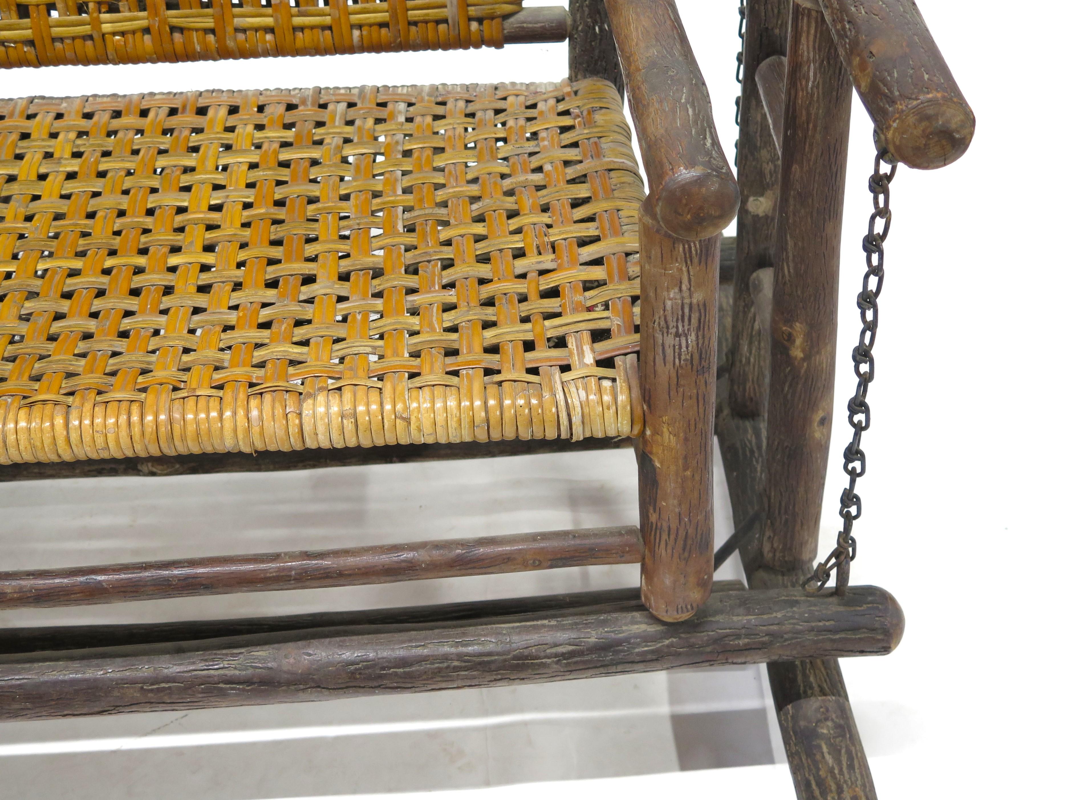 Amerikanischer rustikaler amerikanischer Old Hickory Porch Glider / Loveseat im Angebot 5