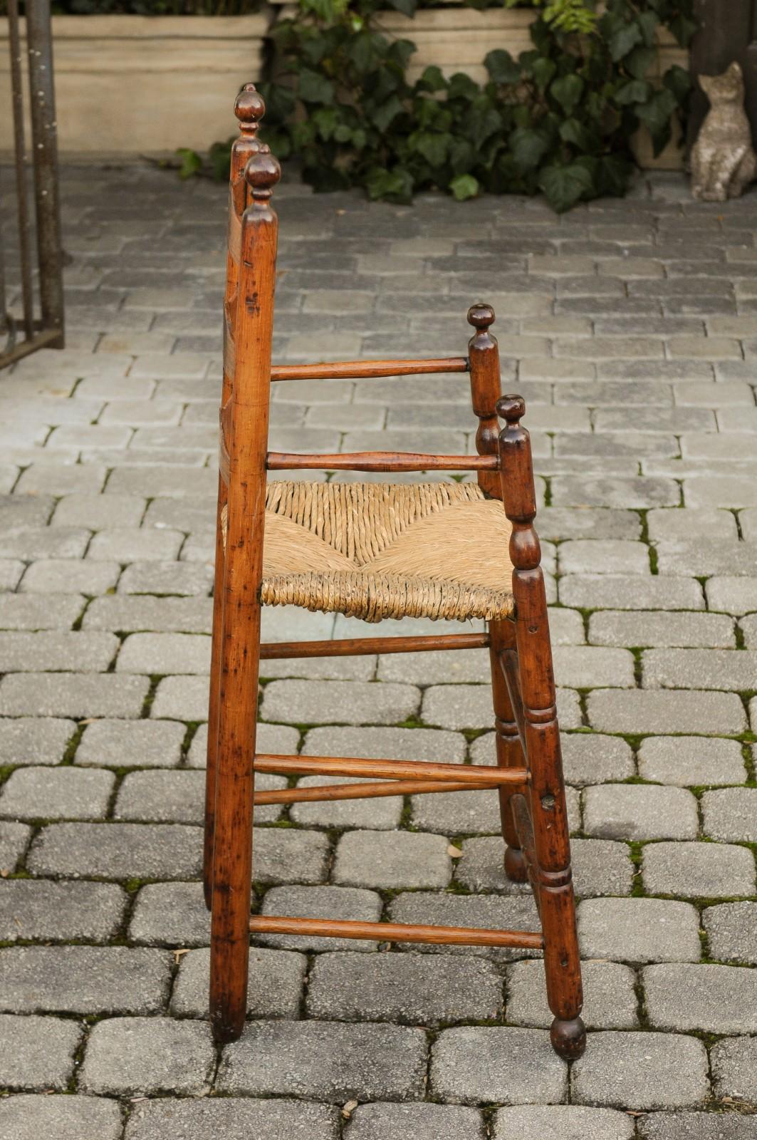 American Rustic Pine Child's High Chair with Rush Seat, Early 20th Century For Sale 2
