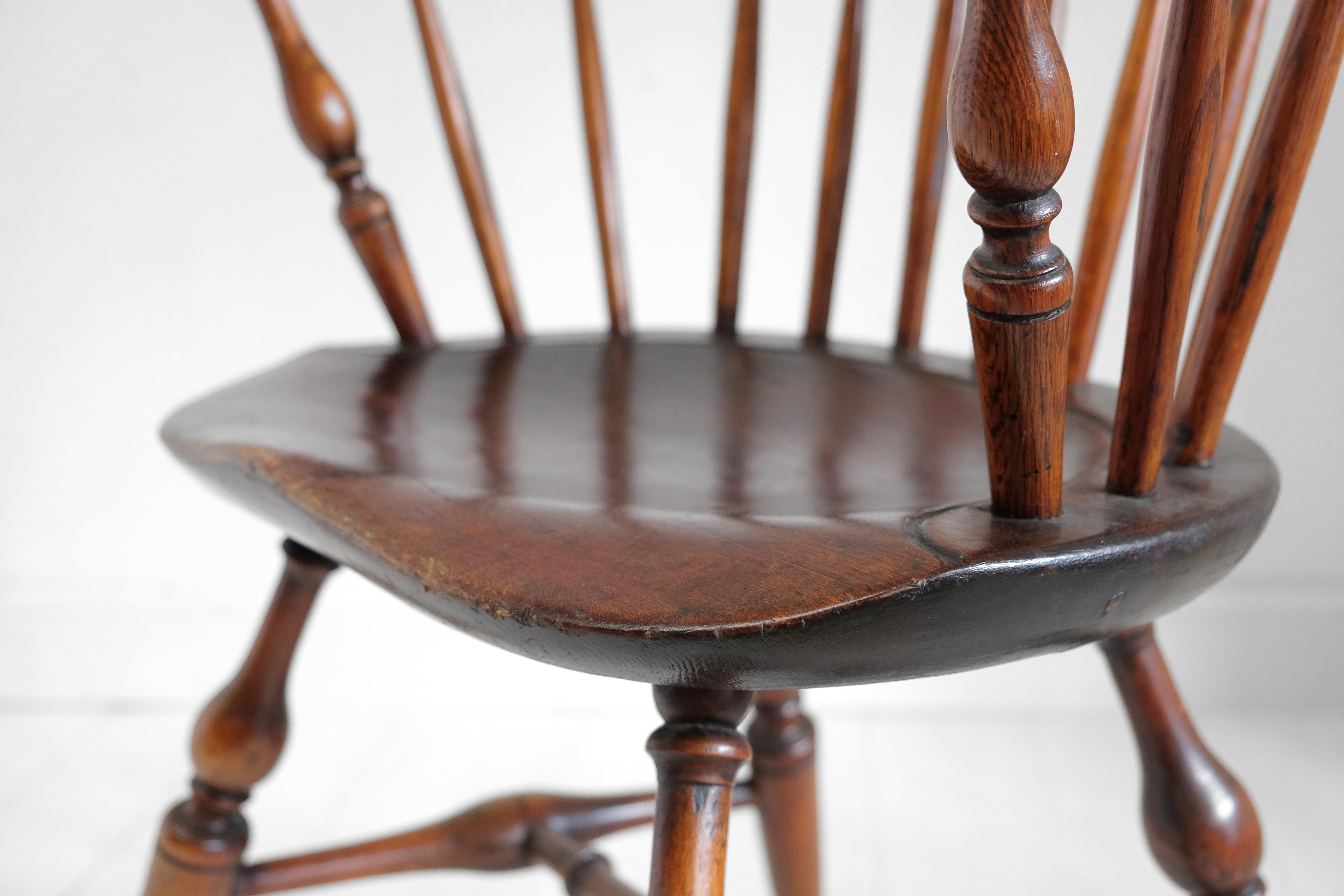 American 'Sack Back' Windsor Chair with Provenance, 18th Century, Connecticut In Good Condition For Sale In Totnes, GB
