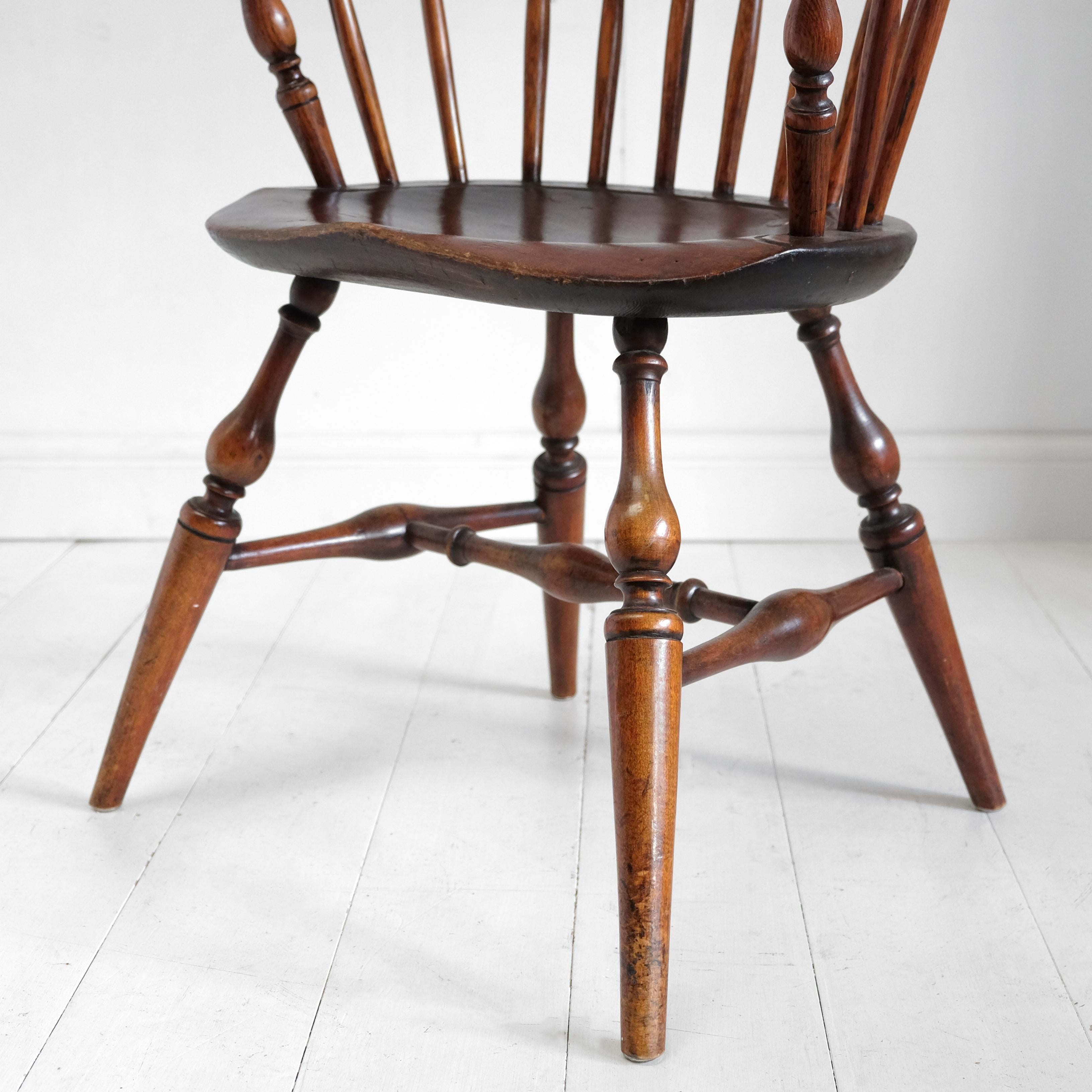 Late 18th Century American 'Sack Back' Windsor Chair with Provenance, 18th Century, Connecticut For Sale