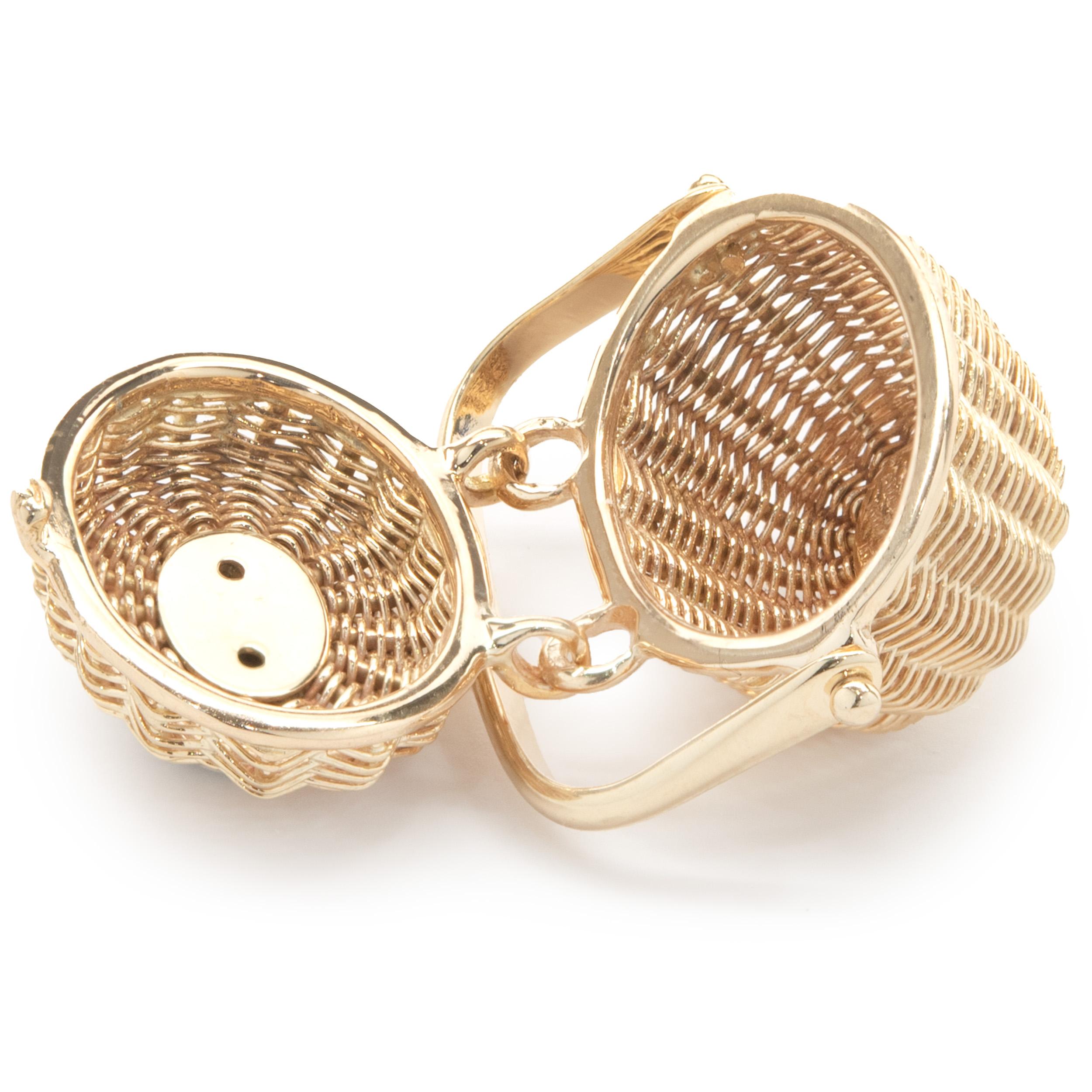 Women's American Scrimshow 14 Karat Yellow Gold Nantucket Basket Charm