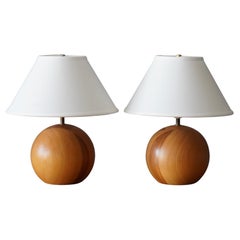 American, Sculptural Table Lamps, Solid Pine Wood, Brass, United States, c 1970s American, Sculptural Table Lamps, Solid Pine Wood, Brass, United States, c 1970s