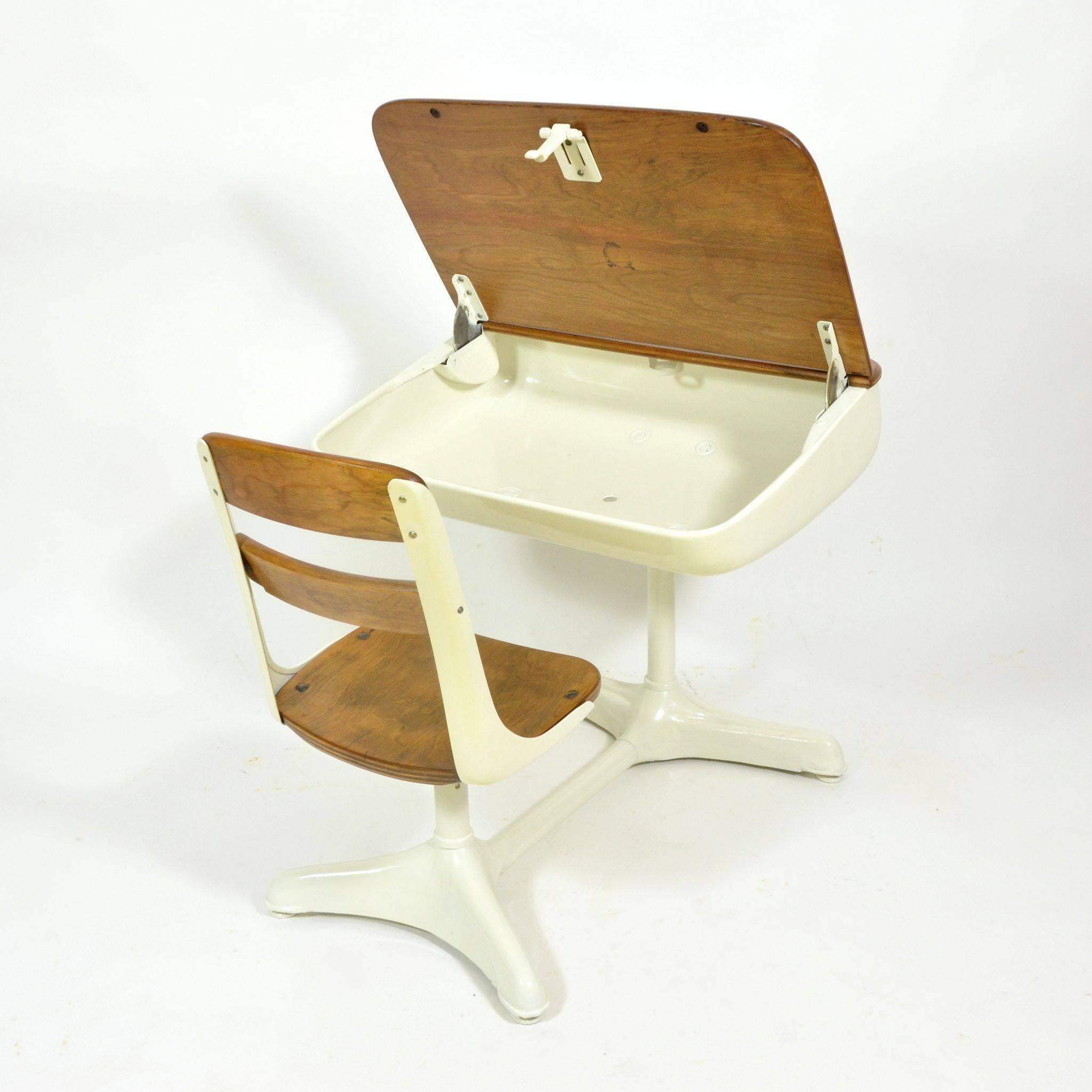 American Seating Co School Desk, 1940s For Sale 1