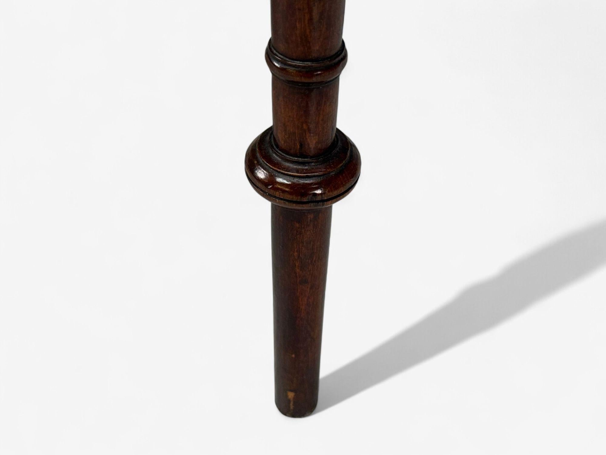 Table à cartes Sheraton, acajou, bois de tulipier, incrustation de serpentine, États-Unis, 1810 en vente 6