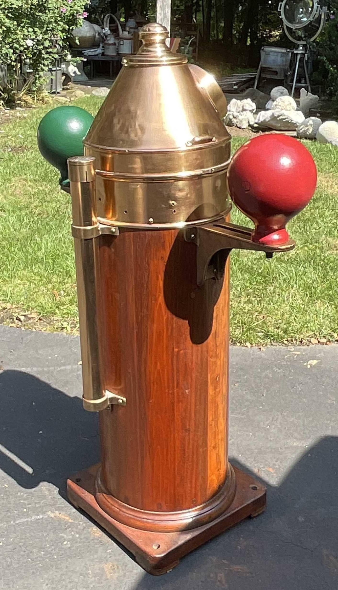 Binnacle de navires américains vers 1940 en vente 3
