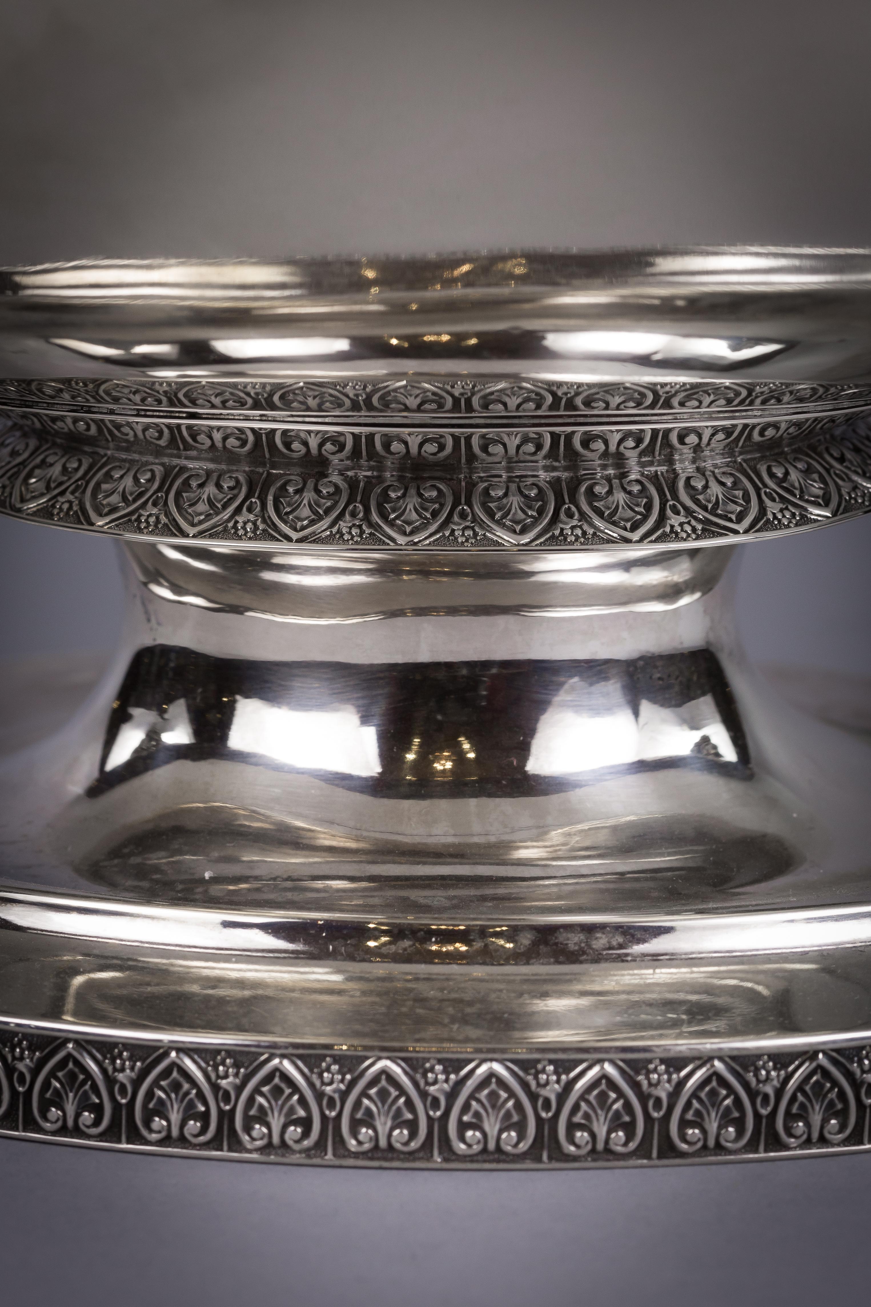 Late 19th Century American Silver Covered Soup Tureen, circa 1875 For Sale
