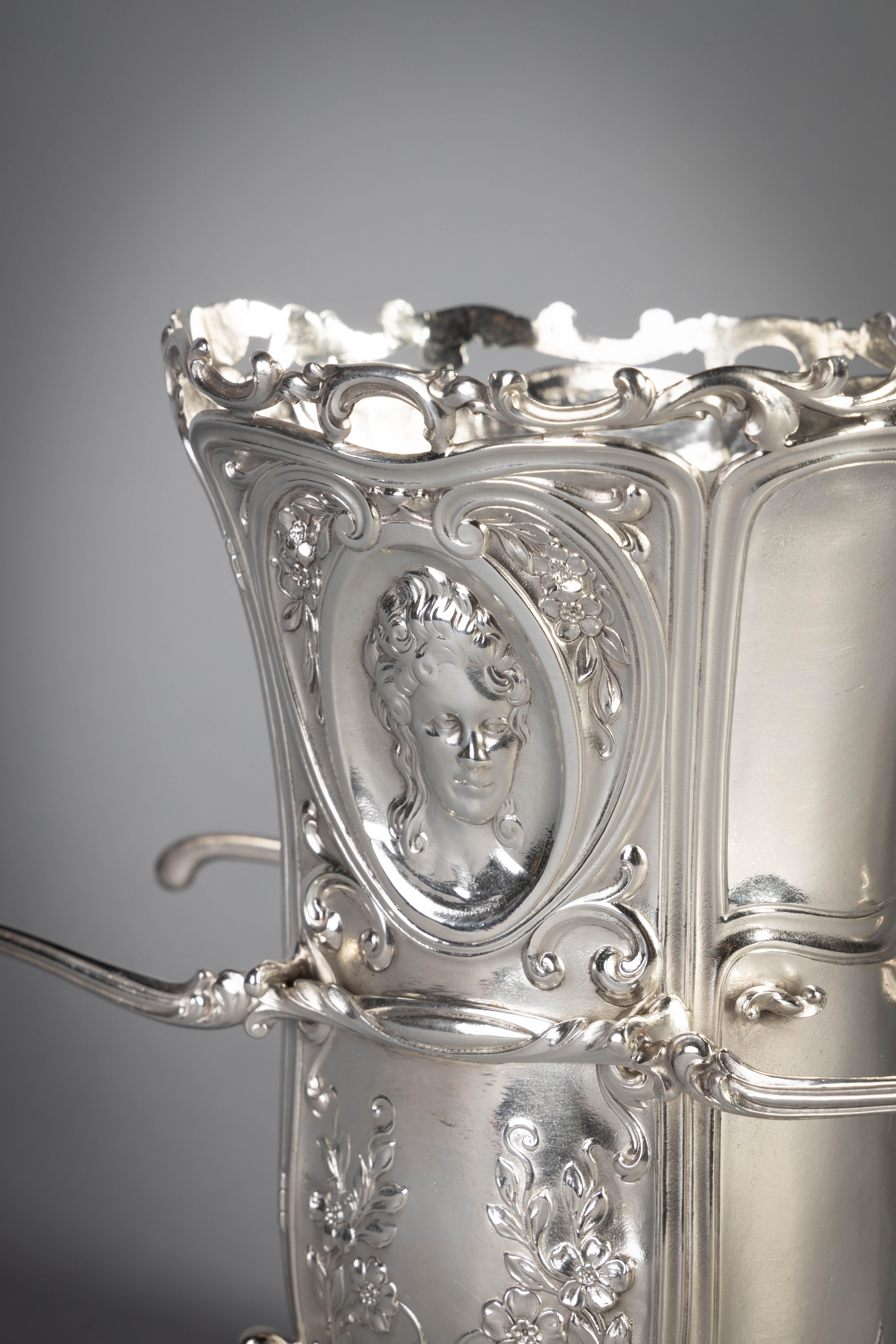 Mid-20th Century American Silver Sedan Chair-Form Vase, Gorham, Dated 1931 For Sale
