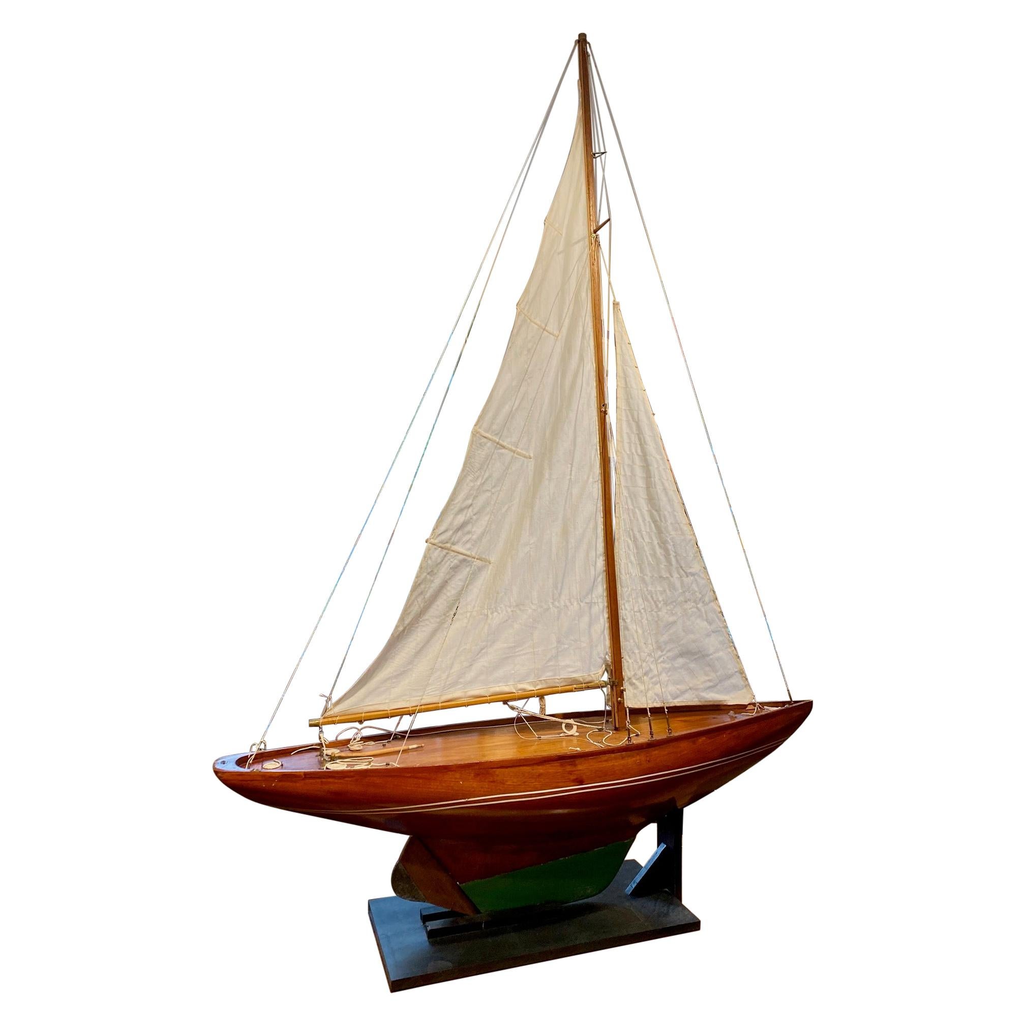 American Large Sloop Rigged Sailing Pond Model, circa 1900