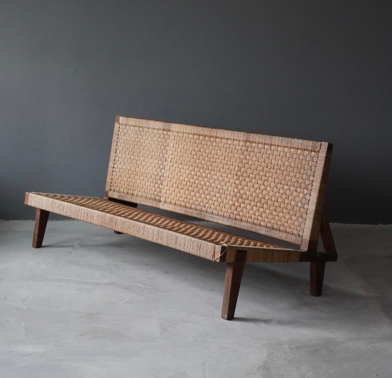 Mid-Century Modern American, Sofa / Bench, Woven Rattan, Walnut, United States, 1950s For Sale